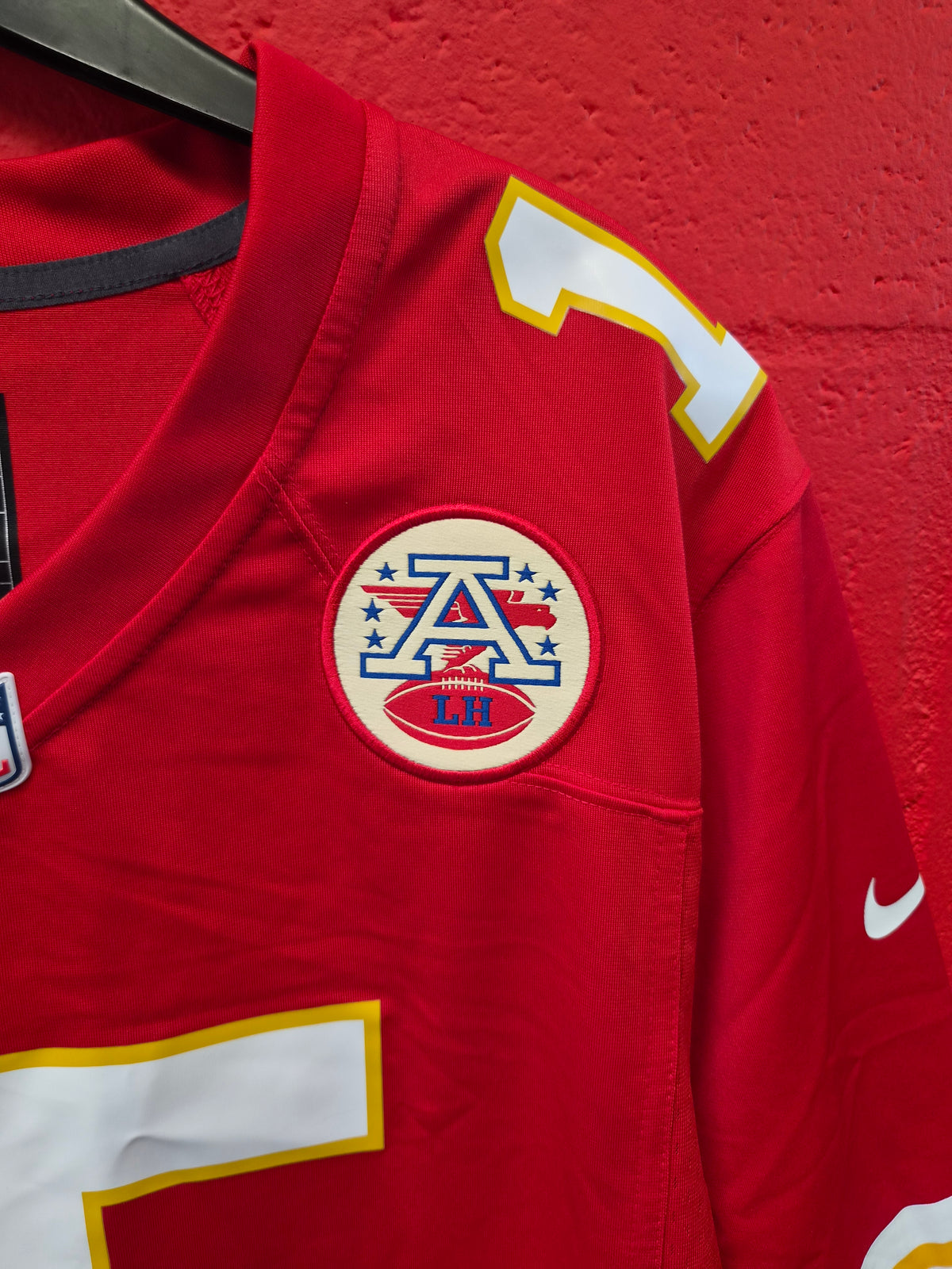 Nike Kansas City Chiefs NFL Jersey, #15 Mahomes, Red, Size Large
