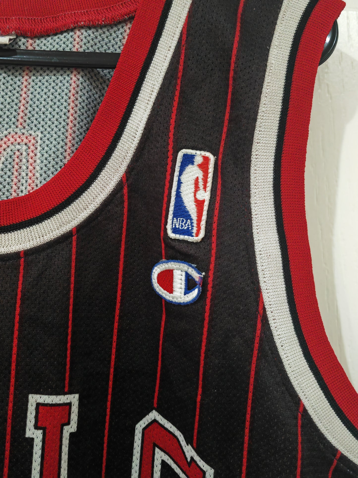 Champion Chicago Bulls NBA Jersey, #91 Rodman, Black w/Red Pin Stripe, Size Large