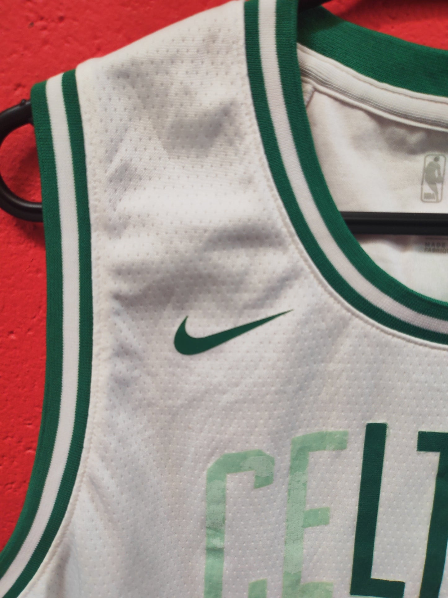 Youth Nike Boston Celtics NBA Jersey, #4 Thomas, White, Size YXL