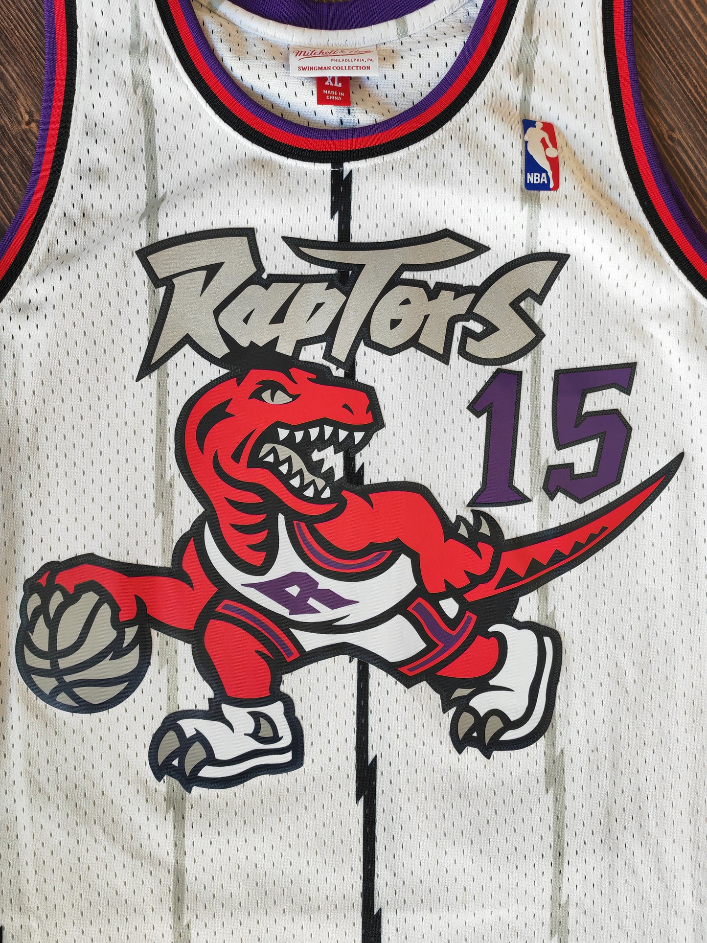Mitchell & Ness Toronto Raptors NBA Jersey, #15 Carter, White, Size XL
