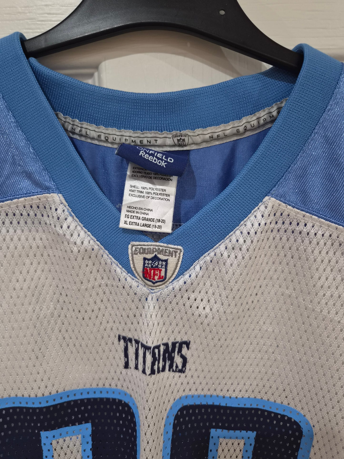 Youth Reebok Tennessee Titans NFL Jersey, #28 Johnson, White, Size YXL