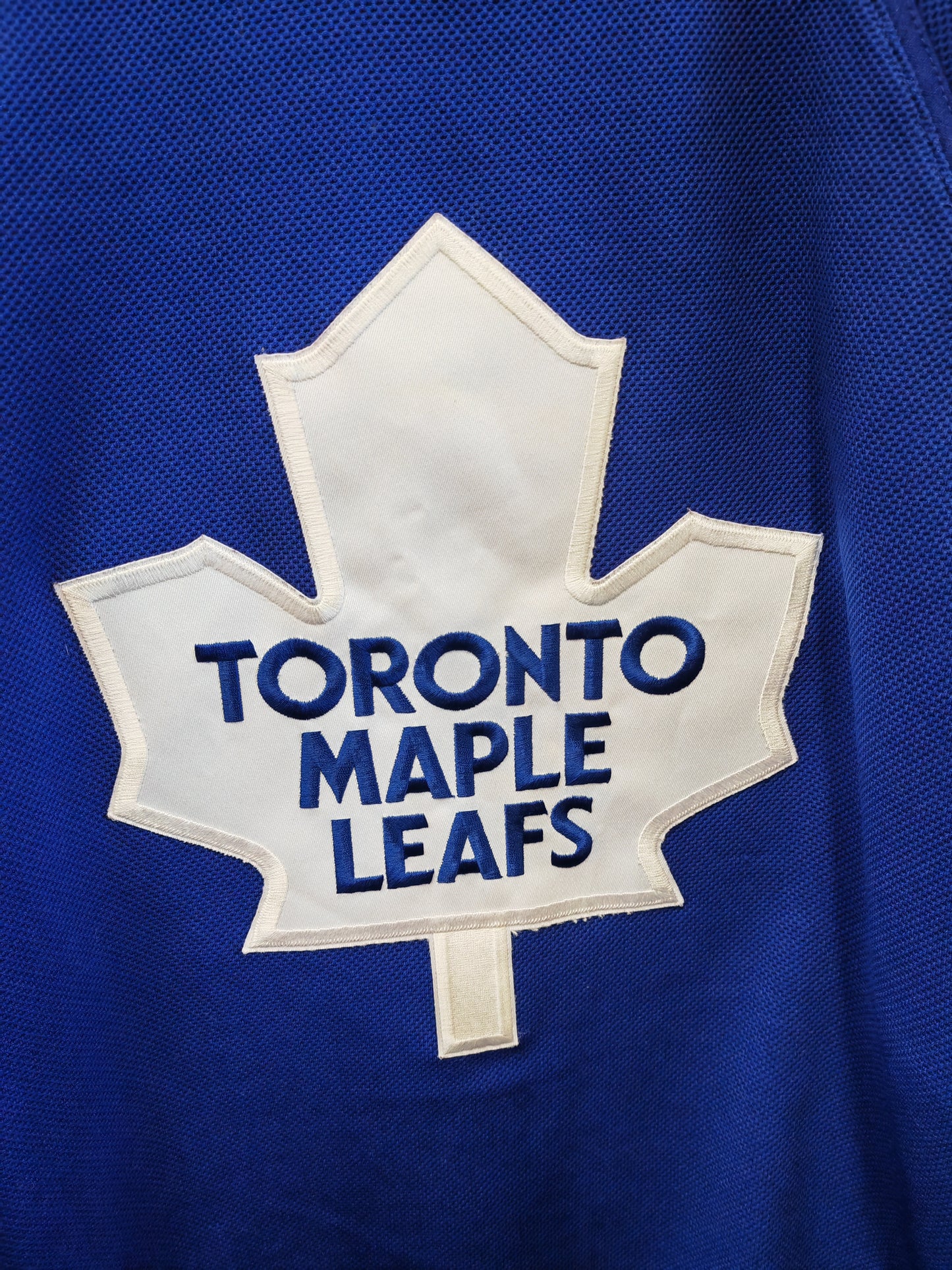 Reebok Toronto Maple Leafs NHL Hockey Jersey, Blue, Size Small