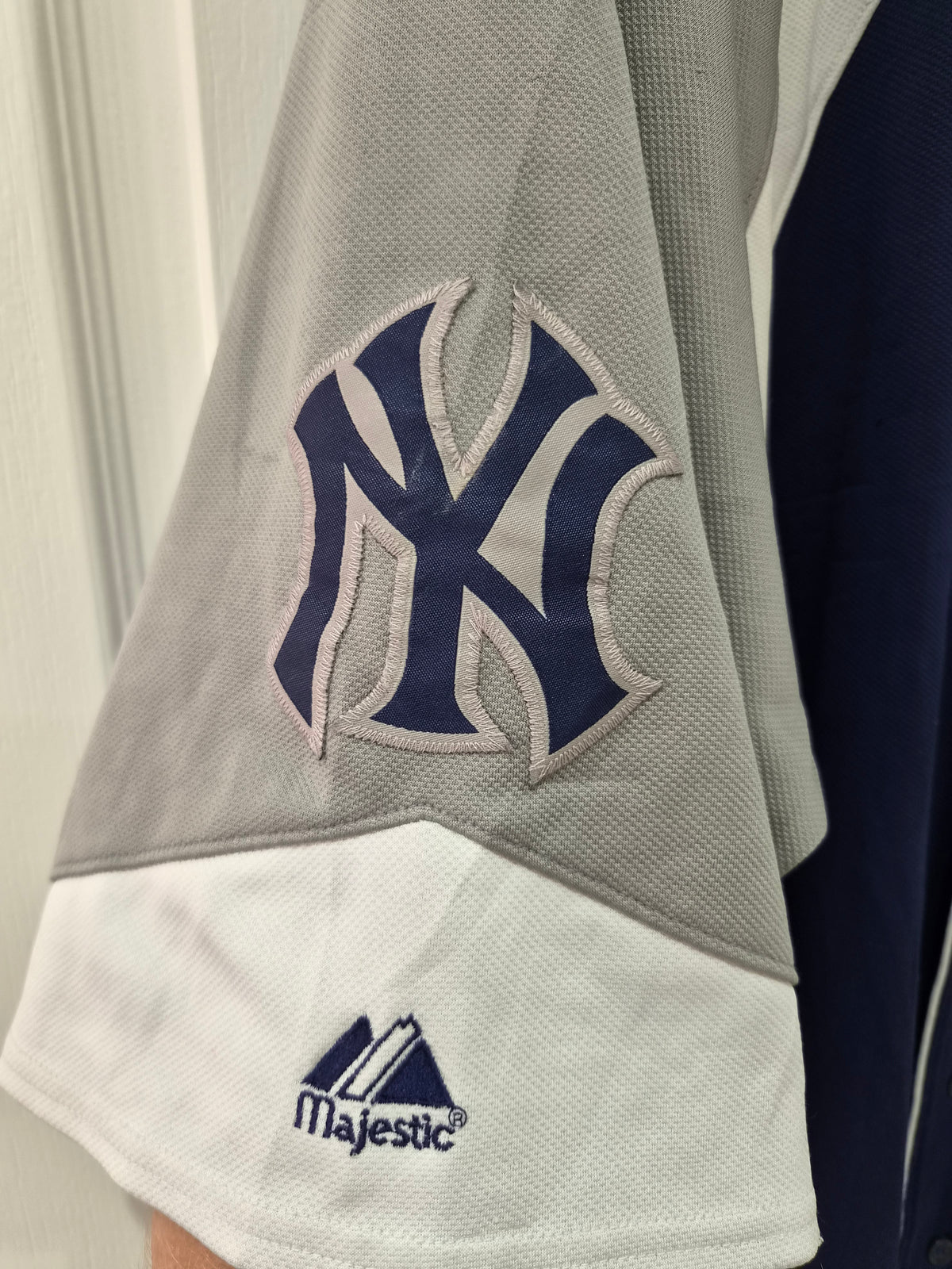 Majestic New York Yankees Baseball Jersey, #2 Jeter, Navy, Size XL/XXL