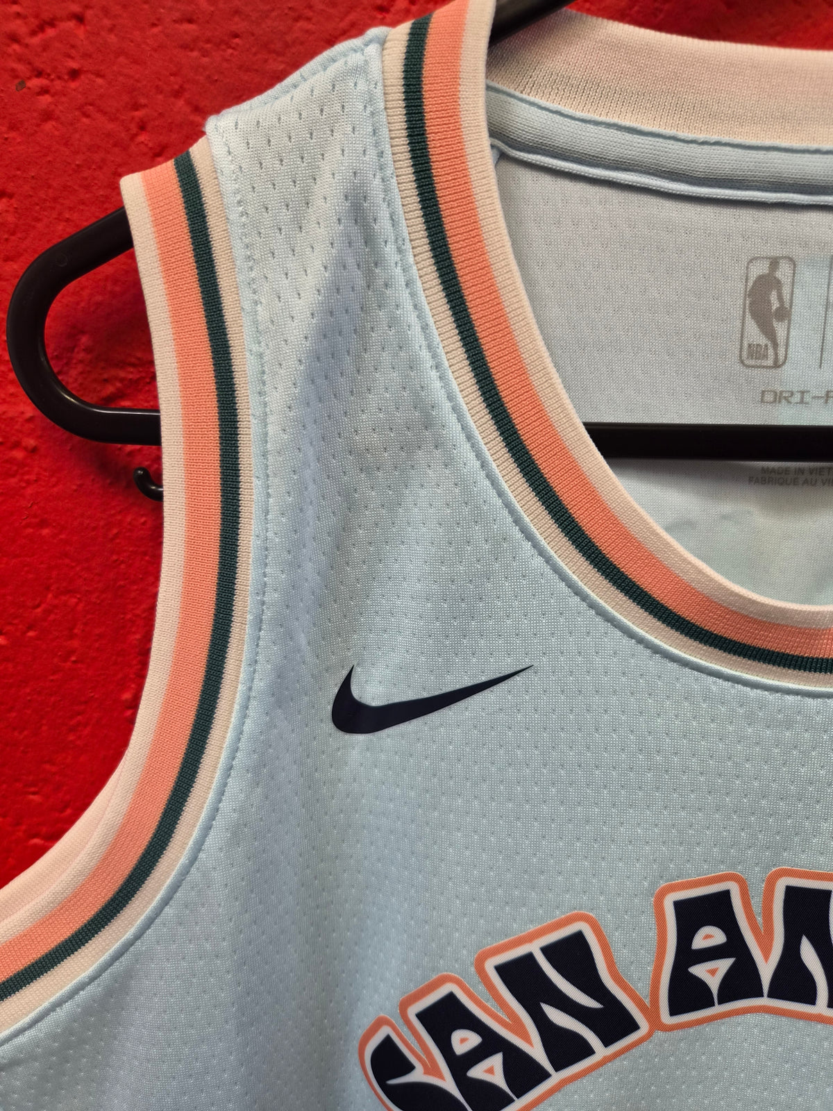 Youth Nike San Antonio Spurs NBA City Edition Jersey, #1 Wembanyama, Size YL