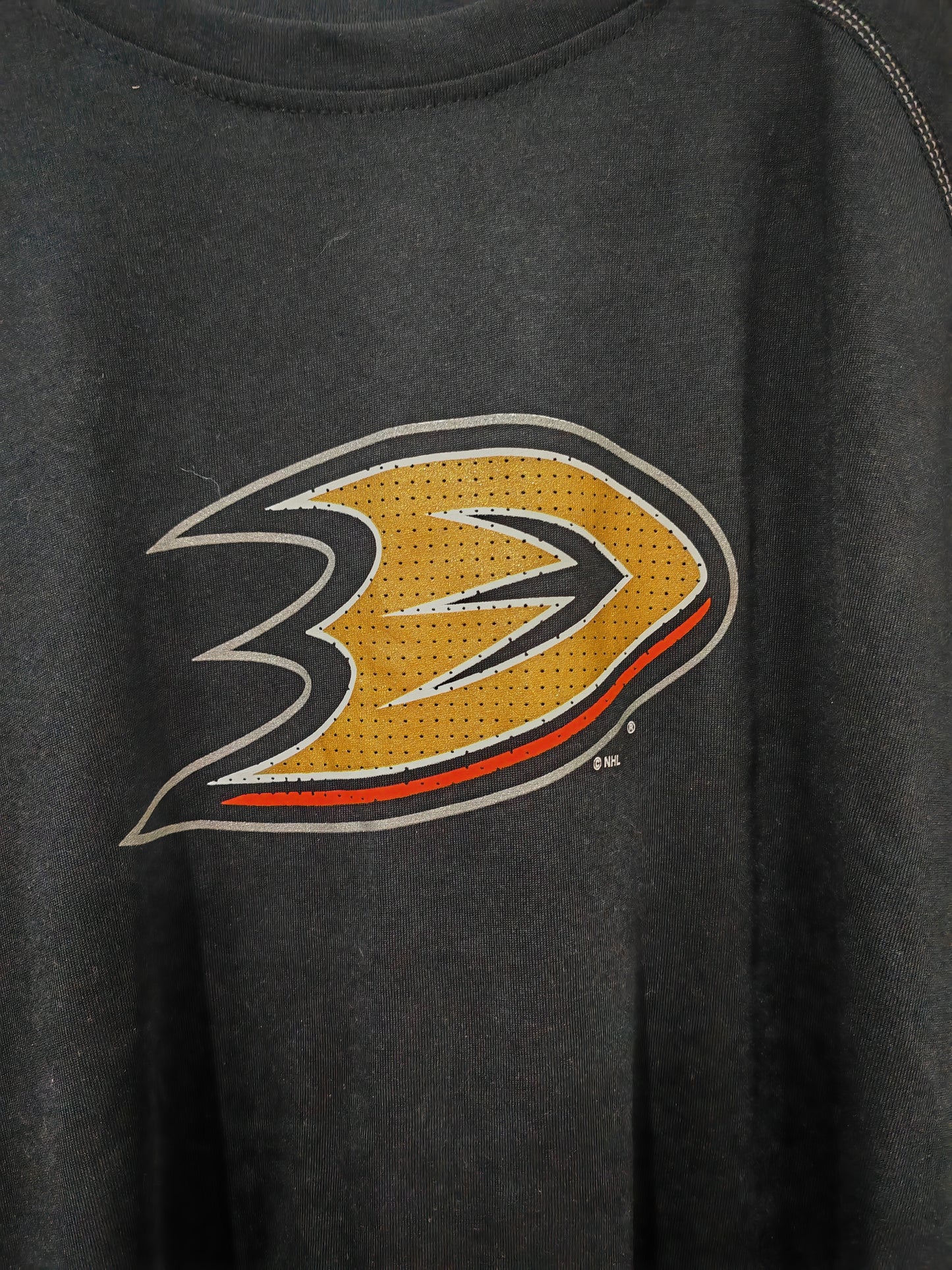 Adidas Anaheim Ducks Long Sleeve NHL T Shirt, Black, Size Medium