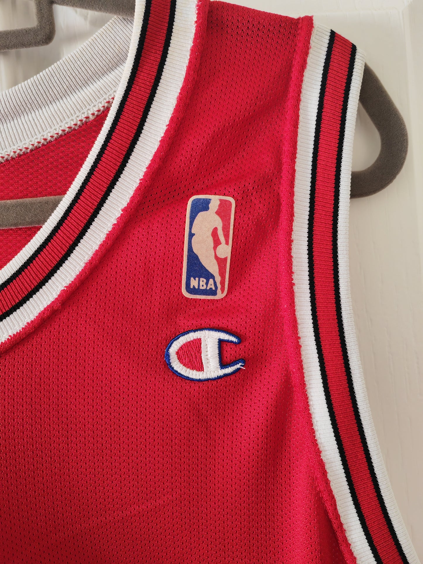 Champion Chicago Bulls NBA Jersey, #23 Jordan, Red, Size 48 XL