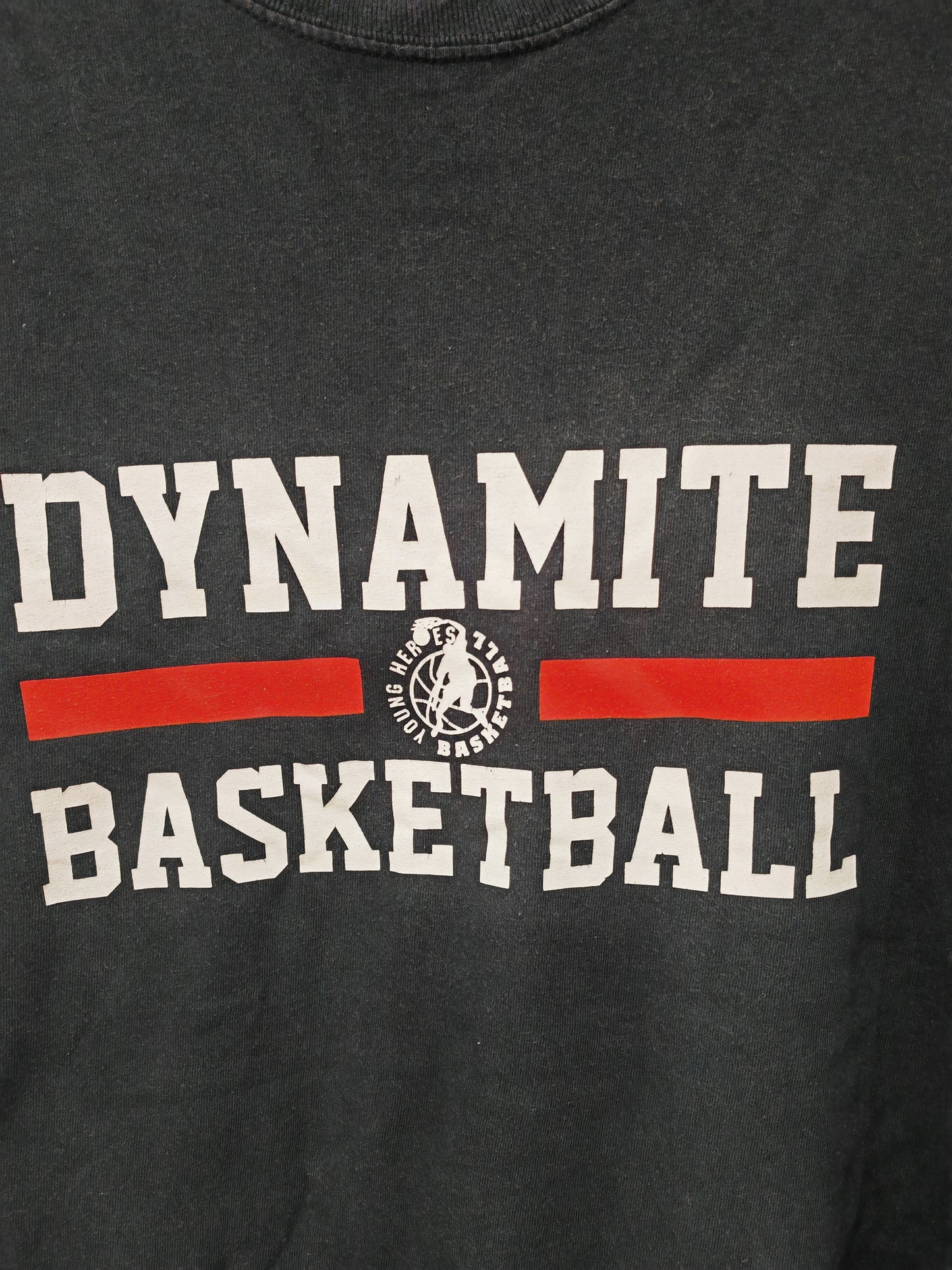Gildan Young Heroes Dynamite Basketball T Shirt, Black, Size Large