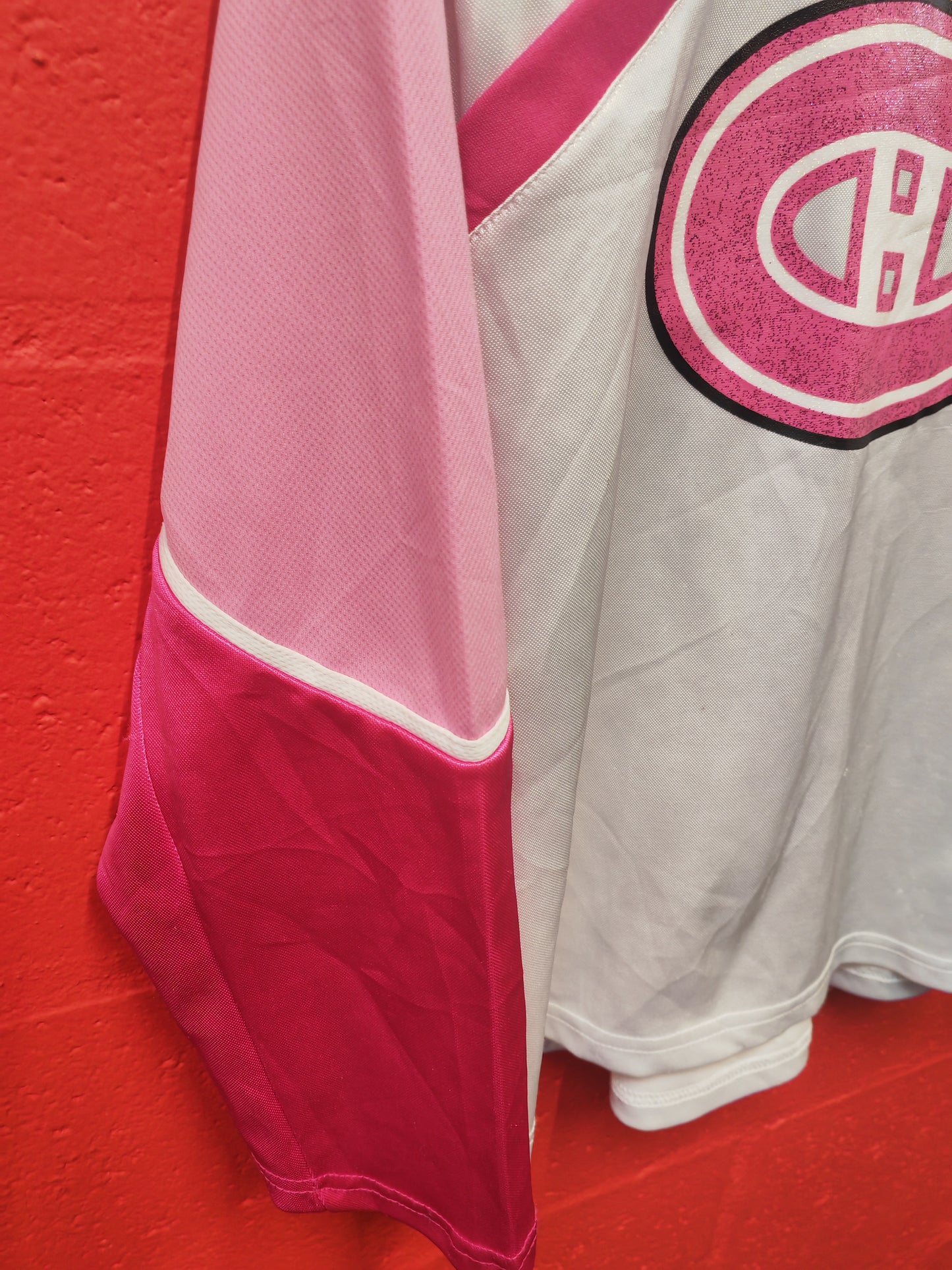 Youth Girls Reebok Montreal Canadiens NHL Jersey, White/Pink, Size YL 14