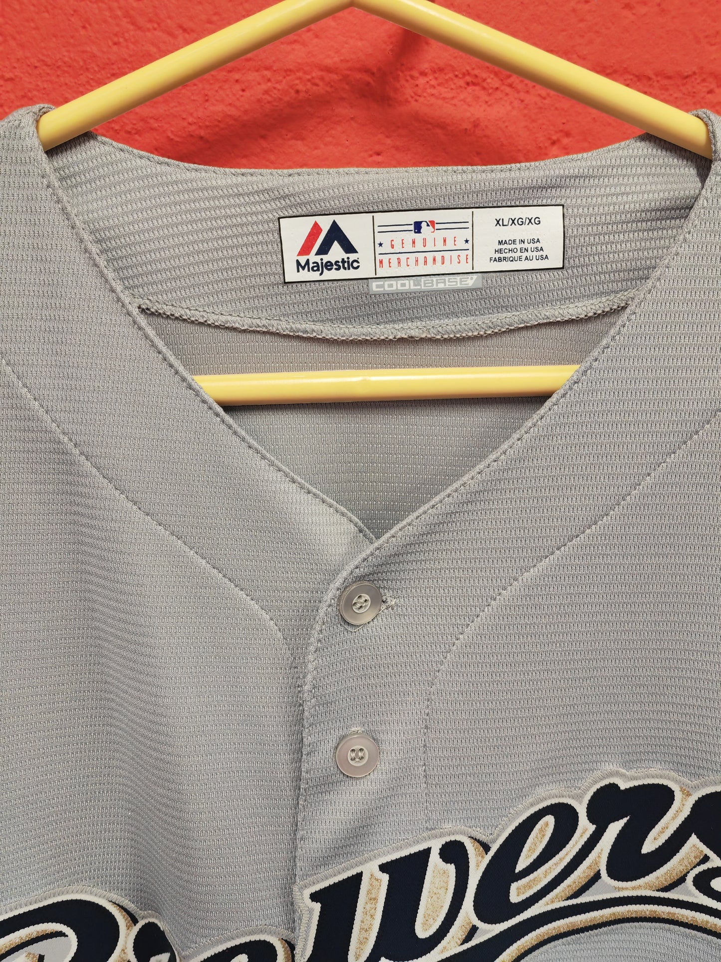 Majestic Milwaukee Brewers MLB Baseball Jersey, Grey, Size XL