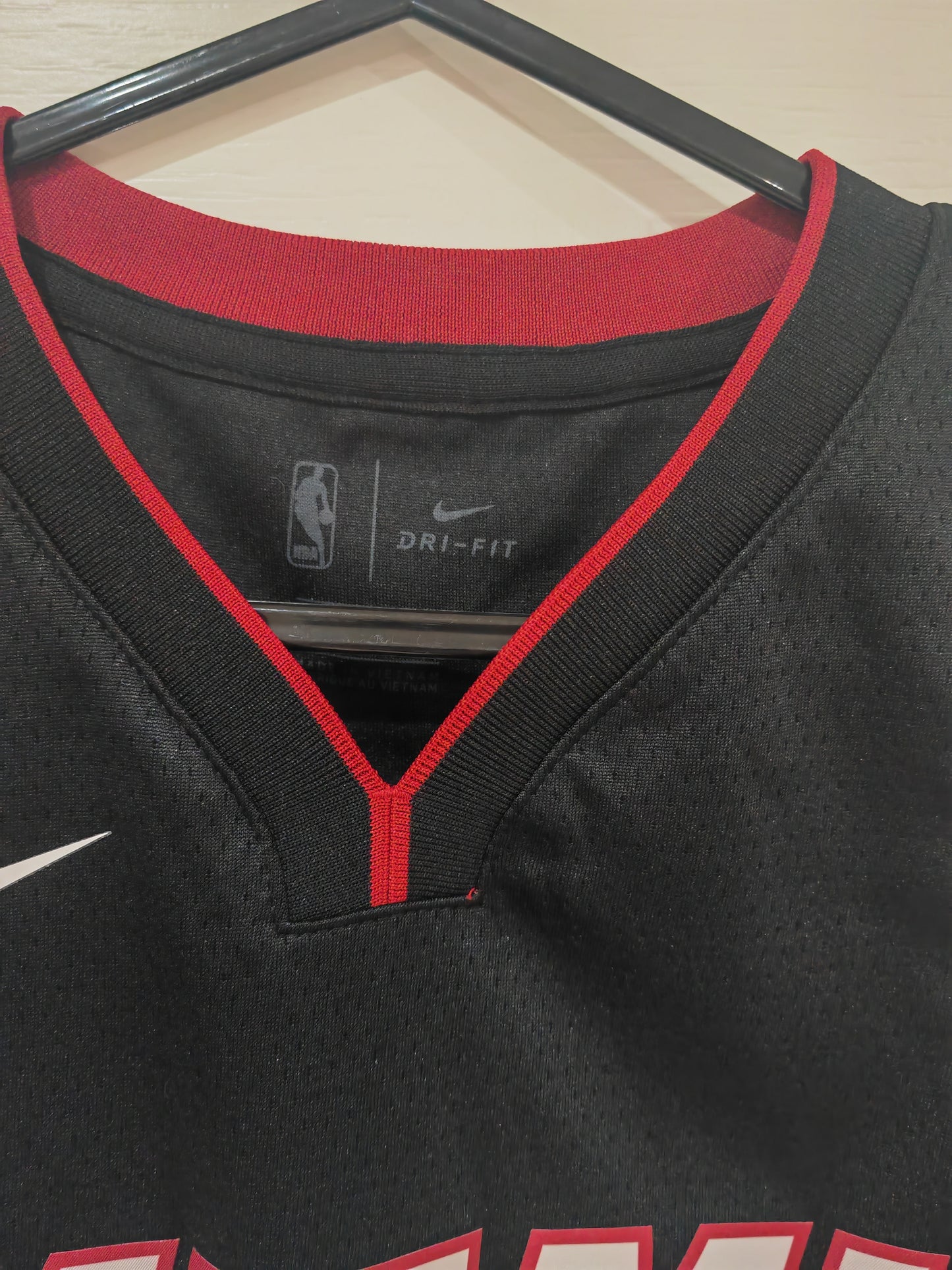 Youth Nike Miami Heat NBA Jersey, #21 Whiteside, Black, Size Youth Medium
