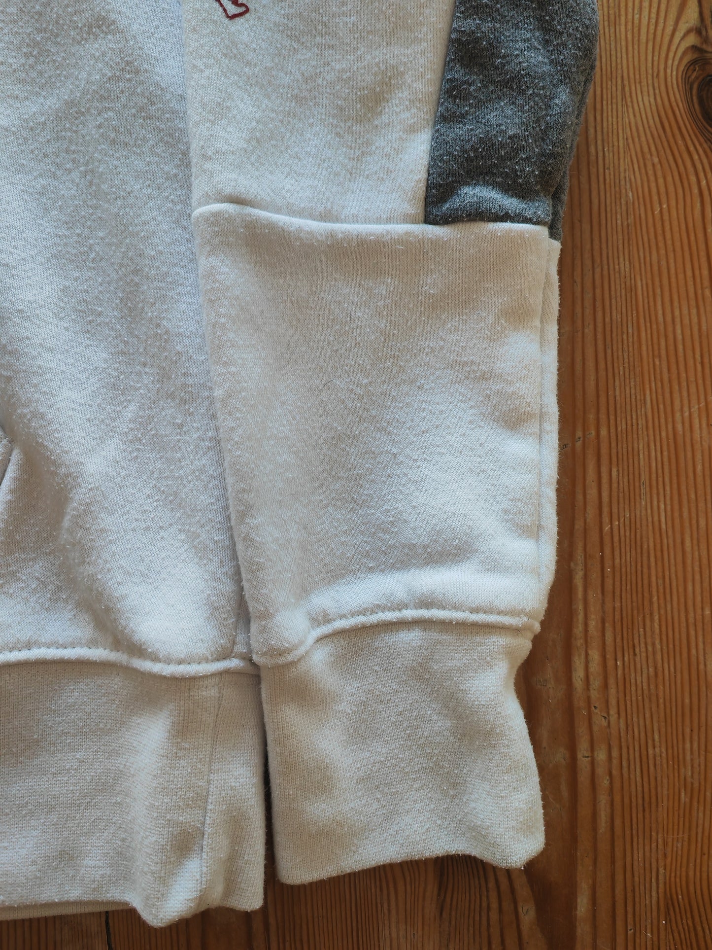 Youth Jordan Pullover Hoodie, White, Size YM 10-12 Years