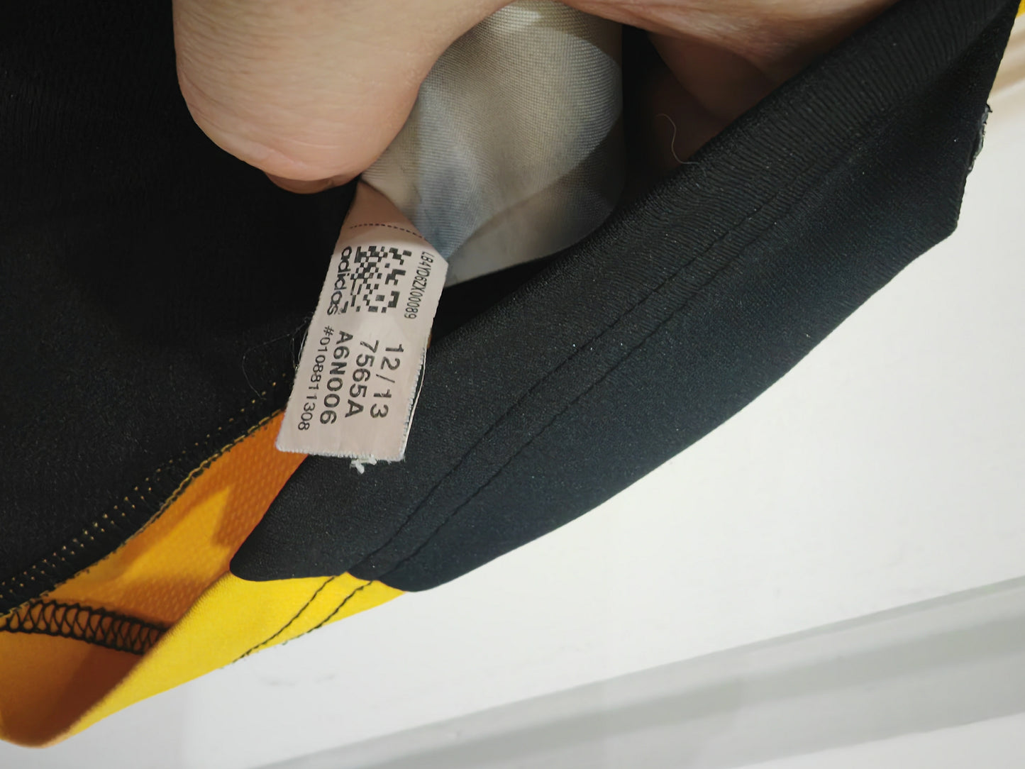 Adidas Los Angeles Lakers Hollywood Nights NBA Jersey, #24 Bryant, Black, Size Small