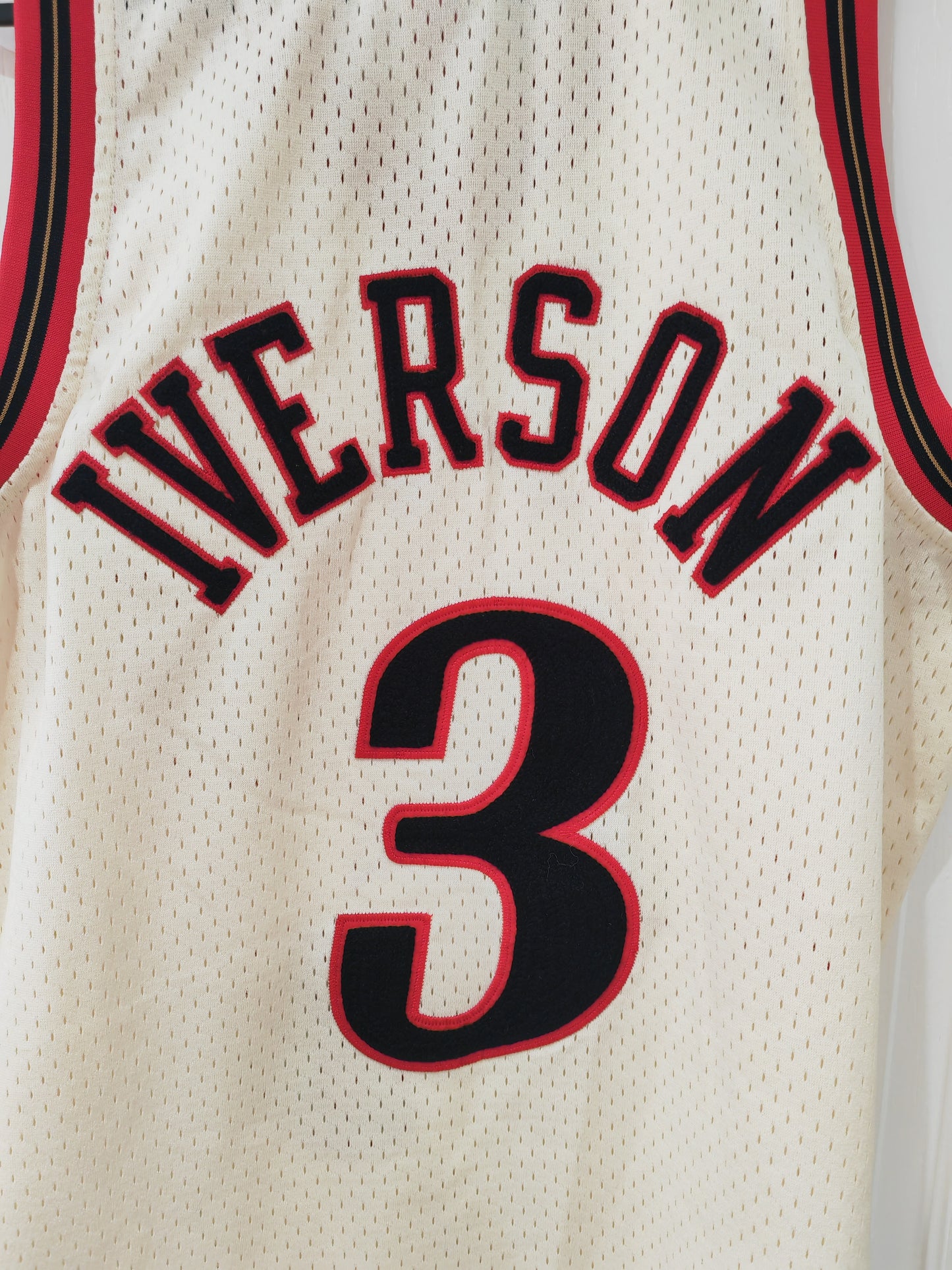 Mitchell & Ness Philadelphia 76ers NBA Chain Stitch Jersey, #3 Iverson, Size Large