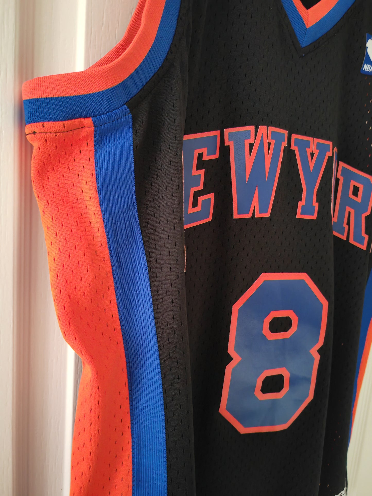 Mitchell & Ness New York Knicks 1998-99 Jersey, #8 Sprewell, Black, Size Large