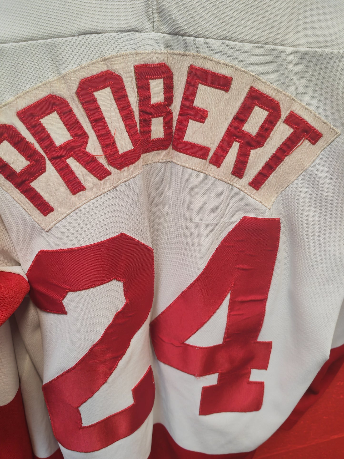 CCM Detroit Red Wings NHL Jersey, #24 Probert, White/Red, Size Small