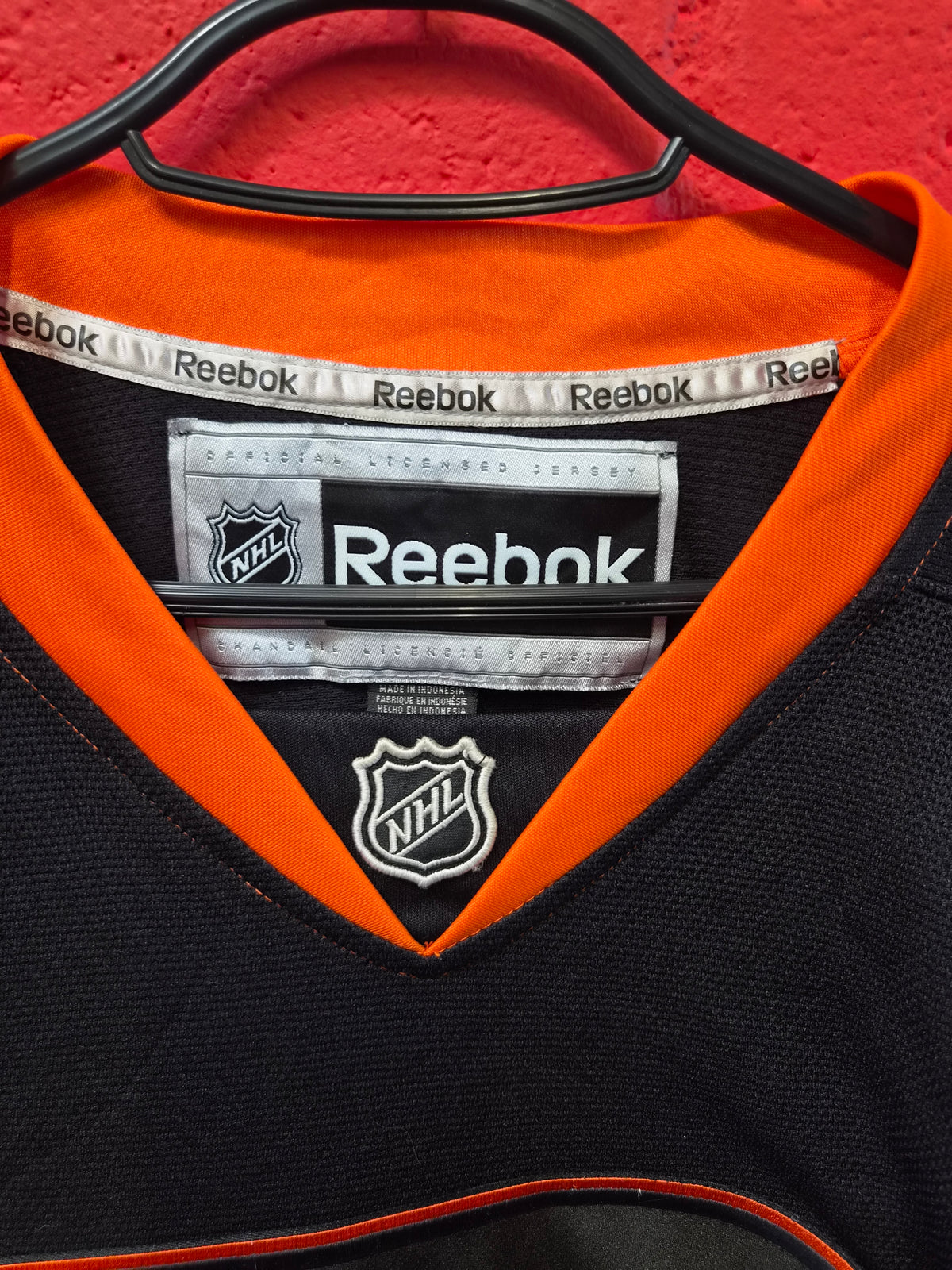 Reebok Philadelphia Flyers NHL Jersey, #28 Giroux, Black, Size Medium