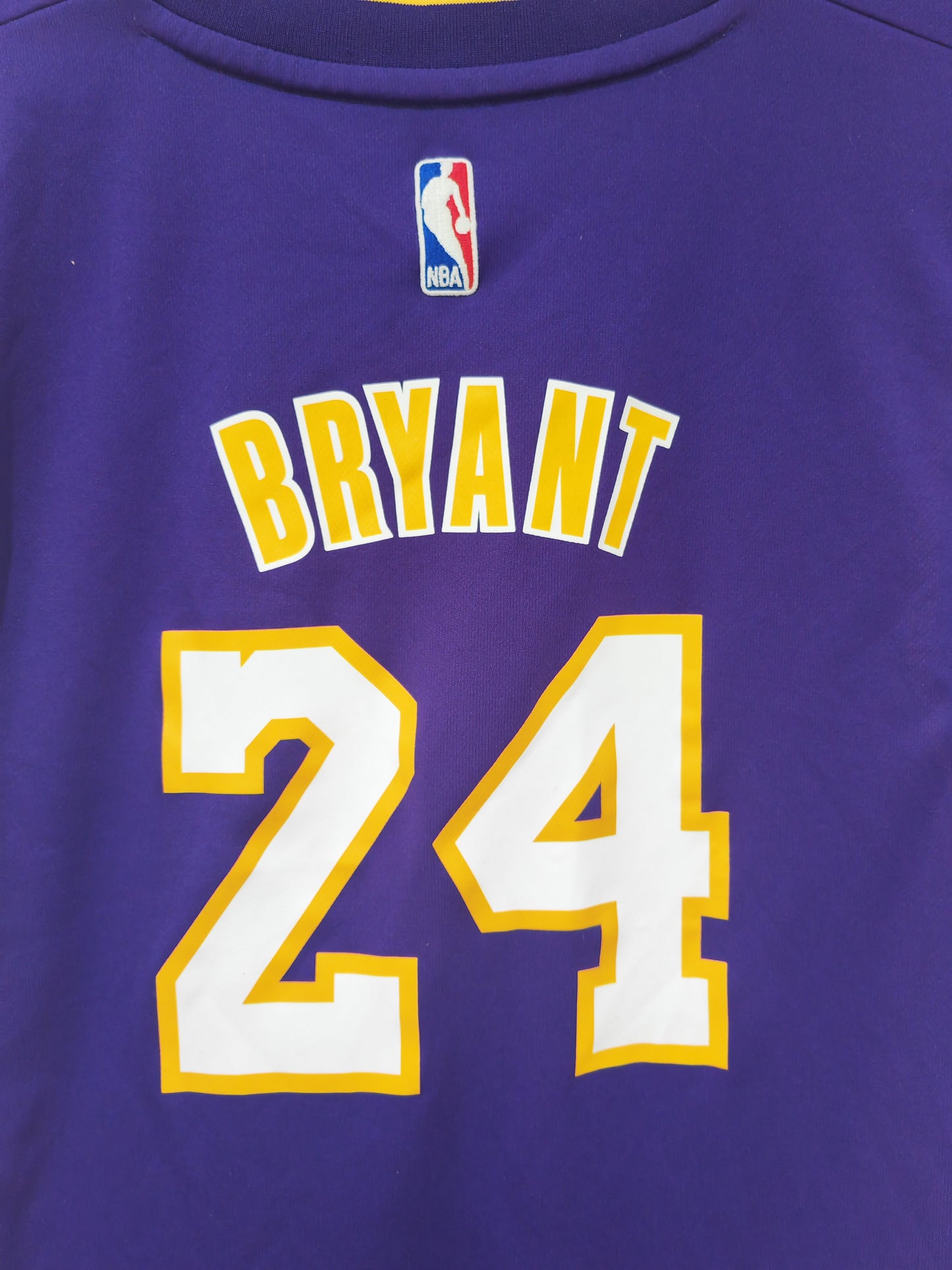 Adidas Los Angeles Lakers NBA Basketball Jersey, #24 Bryant, Purple, Size Medium
