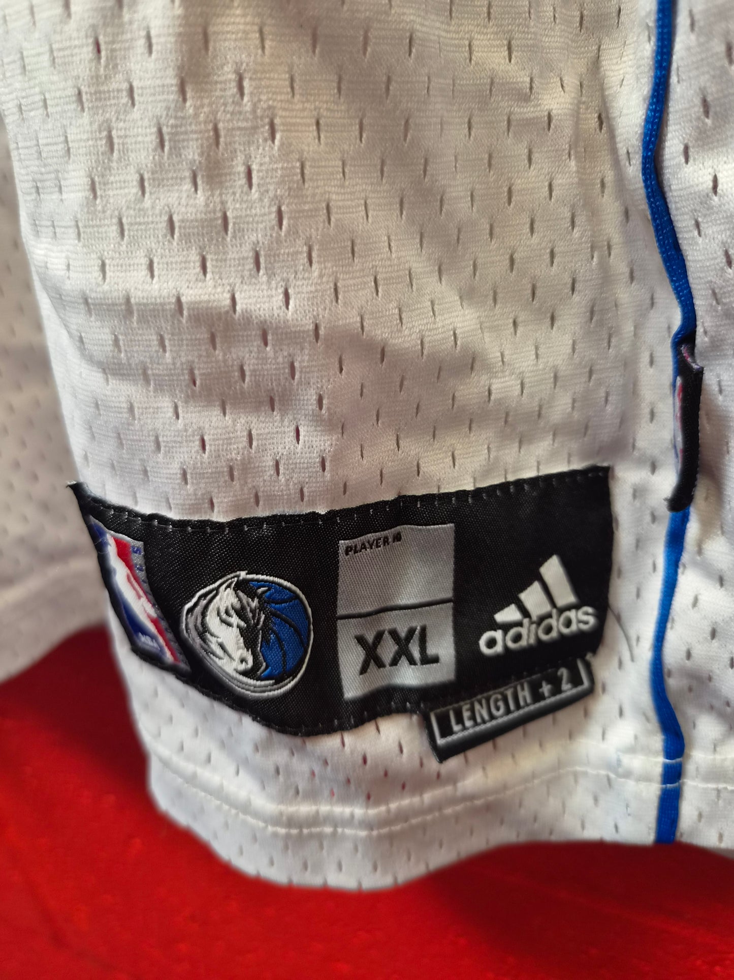 Adidas Dallas Mavericks NBA Jersey, #5 Howard, White, Size XXL +2 Length