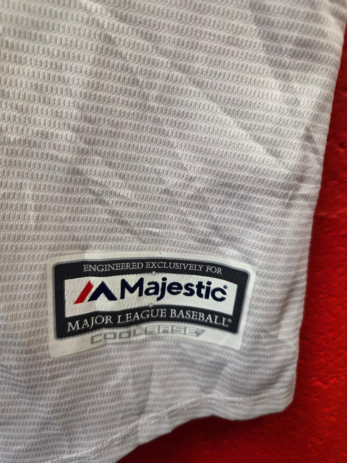 Women's Majestic Minnesota Twins MLB Jersey, White, Size Small