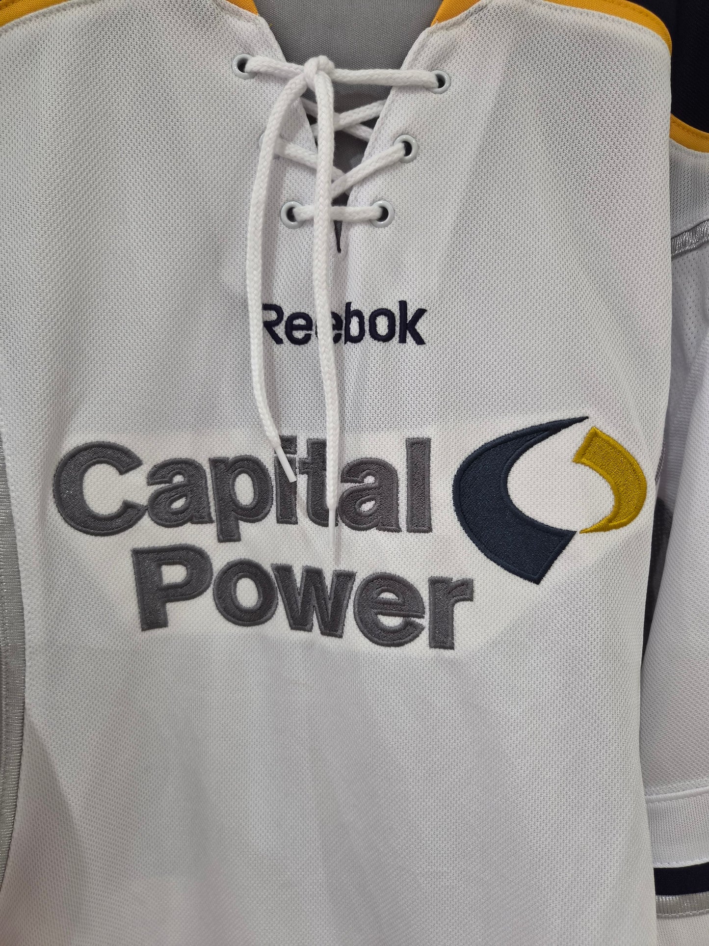 Reebok Ice Hockey Jersey, #32 Hoffe, White, Size Medium