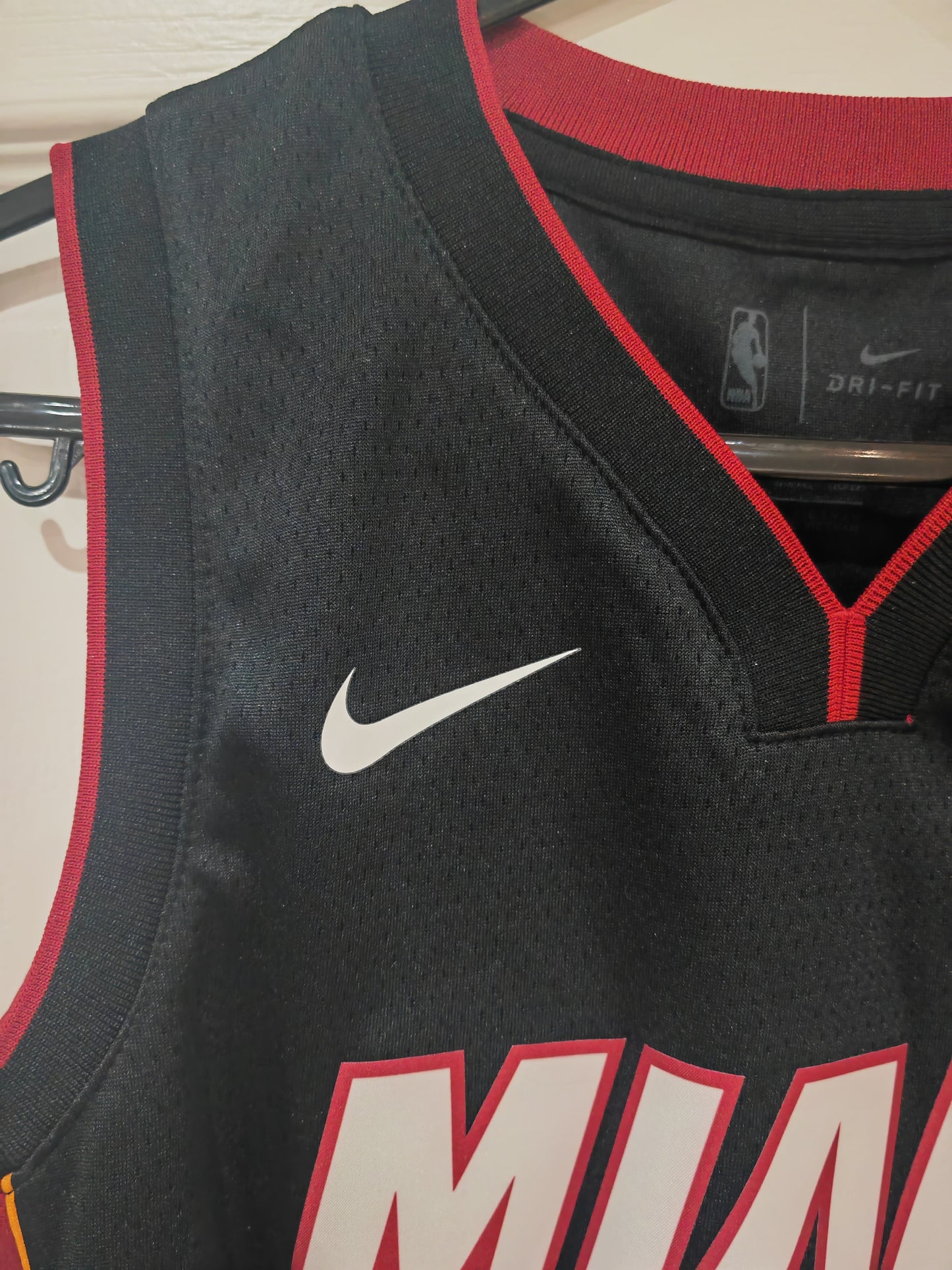 Youth Nike Miami Heat NBA Jersey, #21 Whiteside, Black, Size Youth Medium