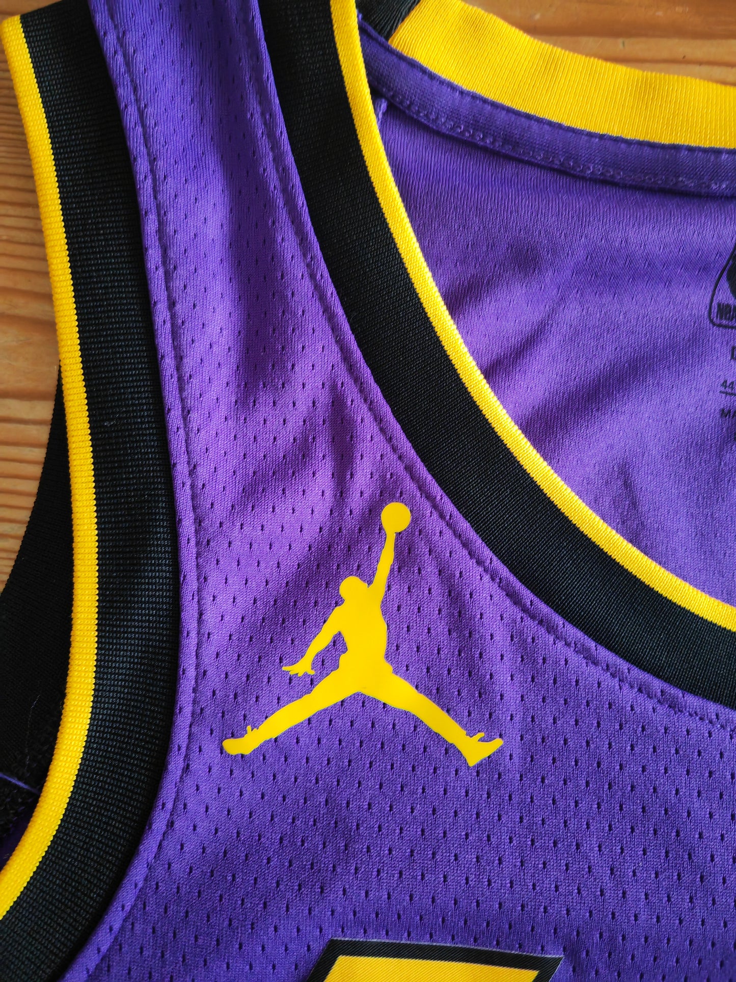 Jordan Los Angeles Lakers Statement Edition NBA Jersey, #6 James, Purple, Size Medium
