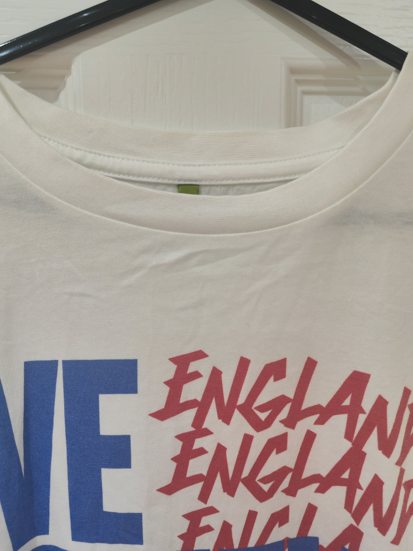 Cancer Research Bobby Moore Fund England T Shirt, White, Size Large