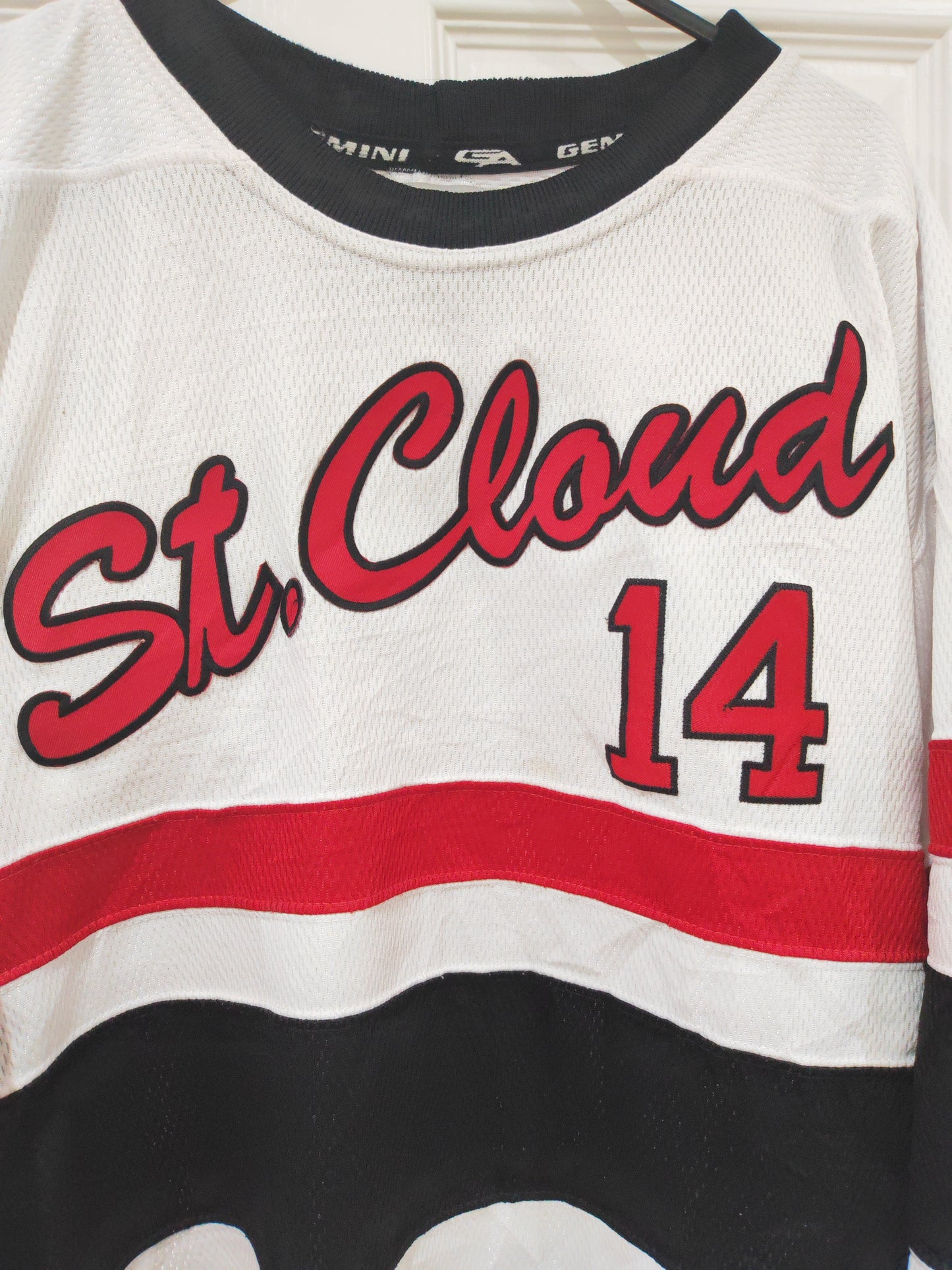 Youth Gemini St. Cloud State University Hockey Jersey, White, Size YXL