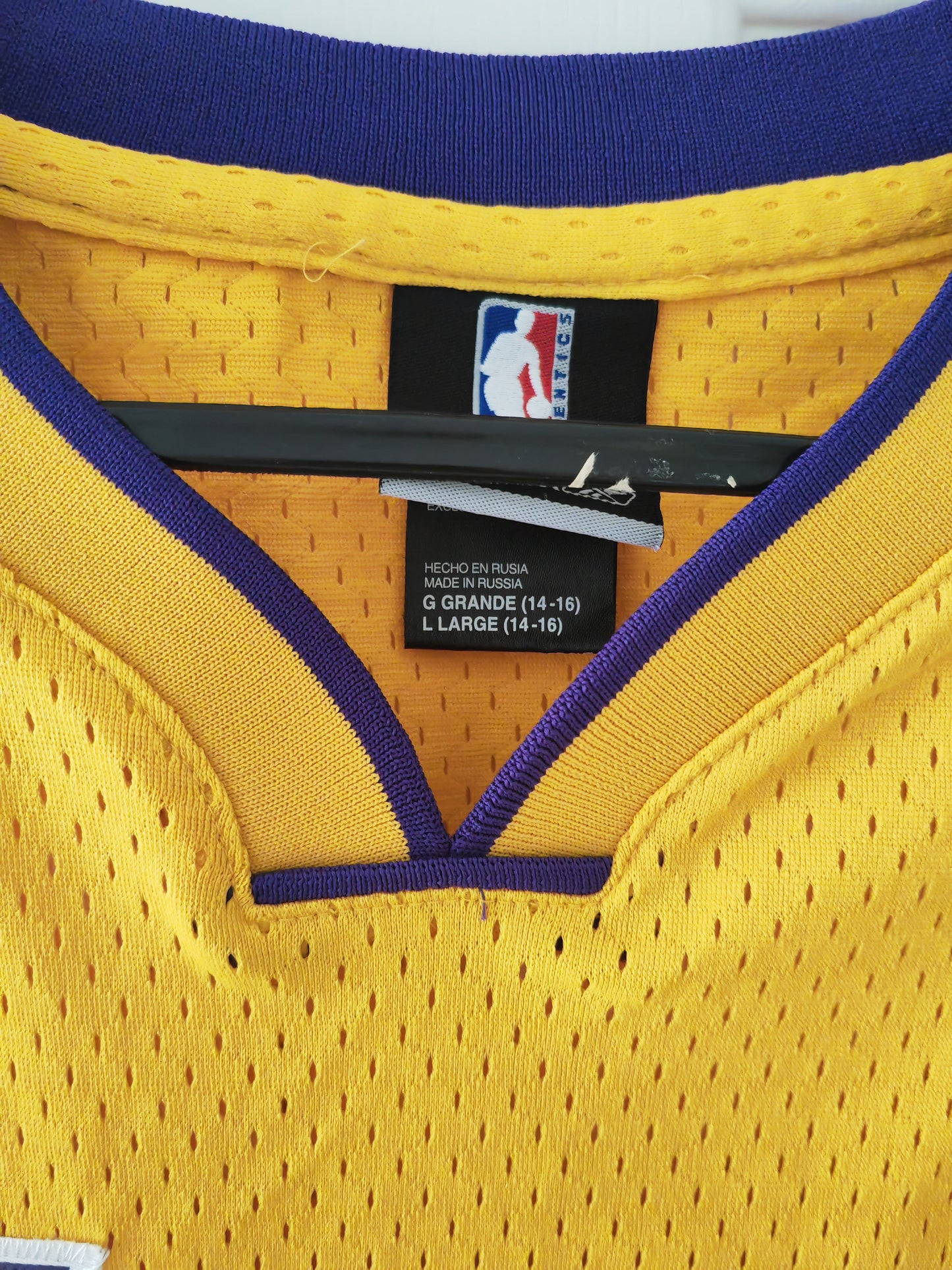 Youth Reebok Los Angeles Lakers NBA Jersey, #8 Bryant, Yellow, Size Youth Large