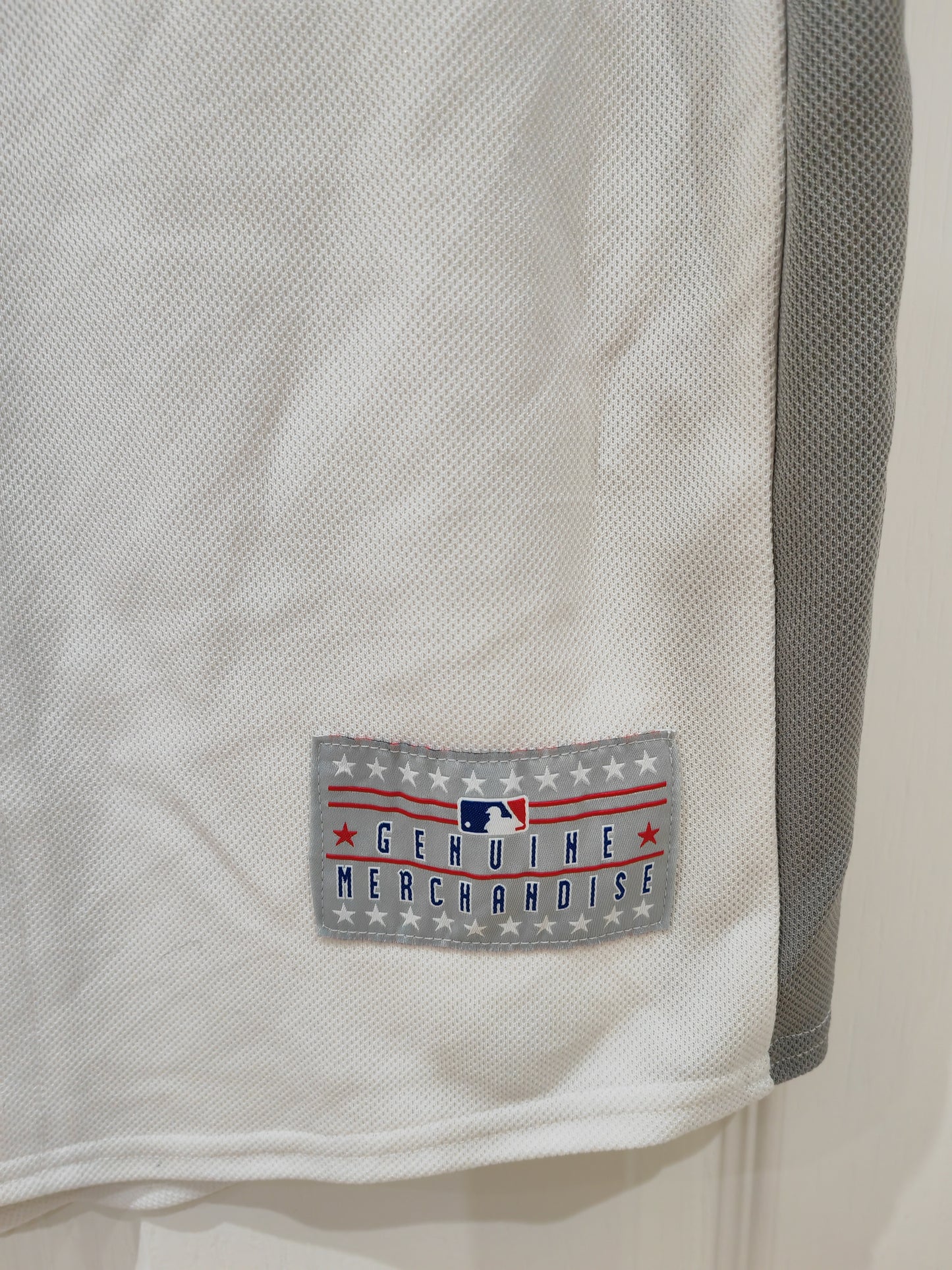 MLB Philadelphia Phillies Baseball Jersey, #8 Vinctorino, White/Red, Size Medium