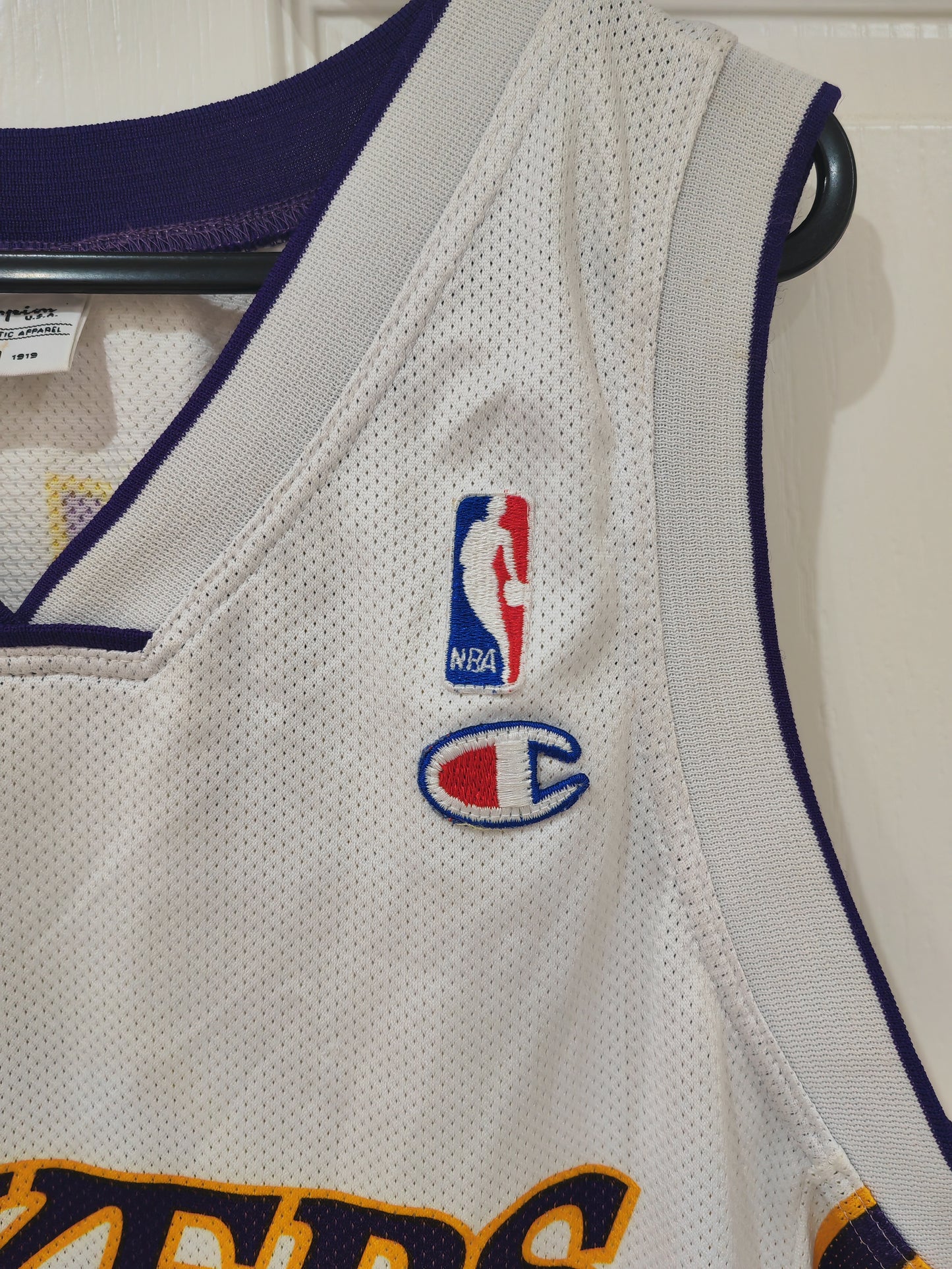 Champion Los Angeles Lakers NBA Jersey, #8 Bryant, White, Size Medium