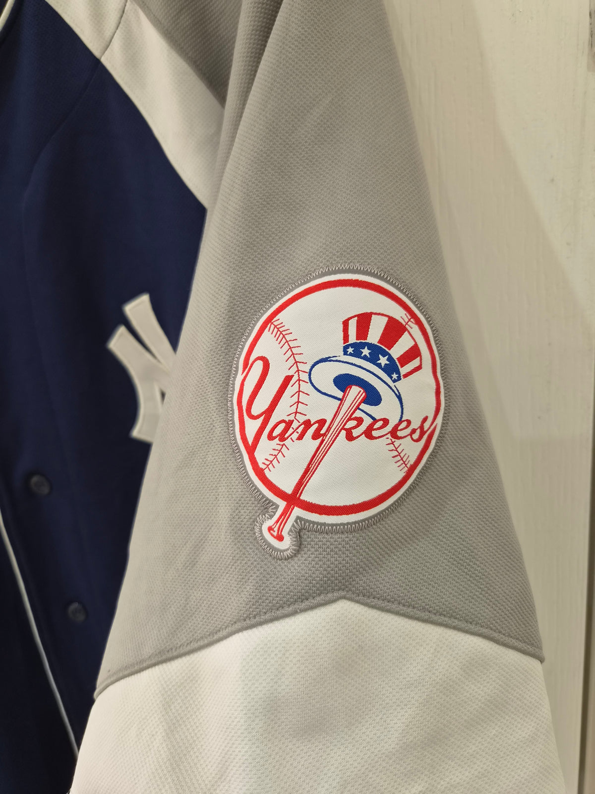Majestic New York Yankees Baseball Jersey, #2 Jeter, Navy, Size XL/XXL