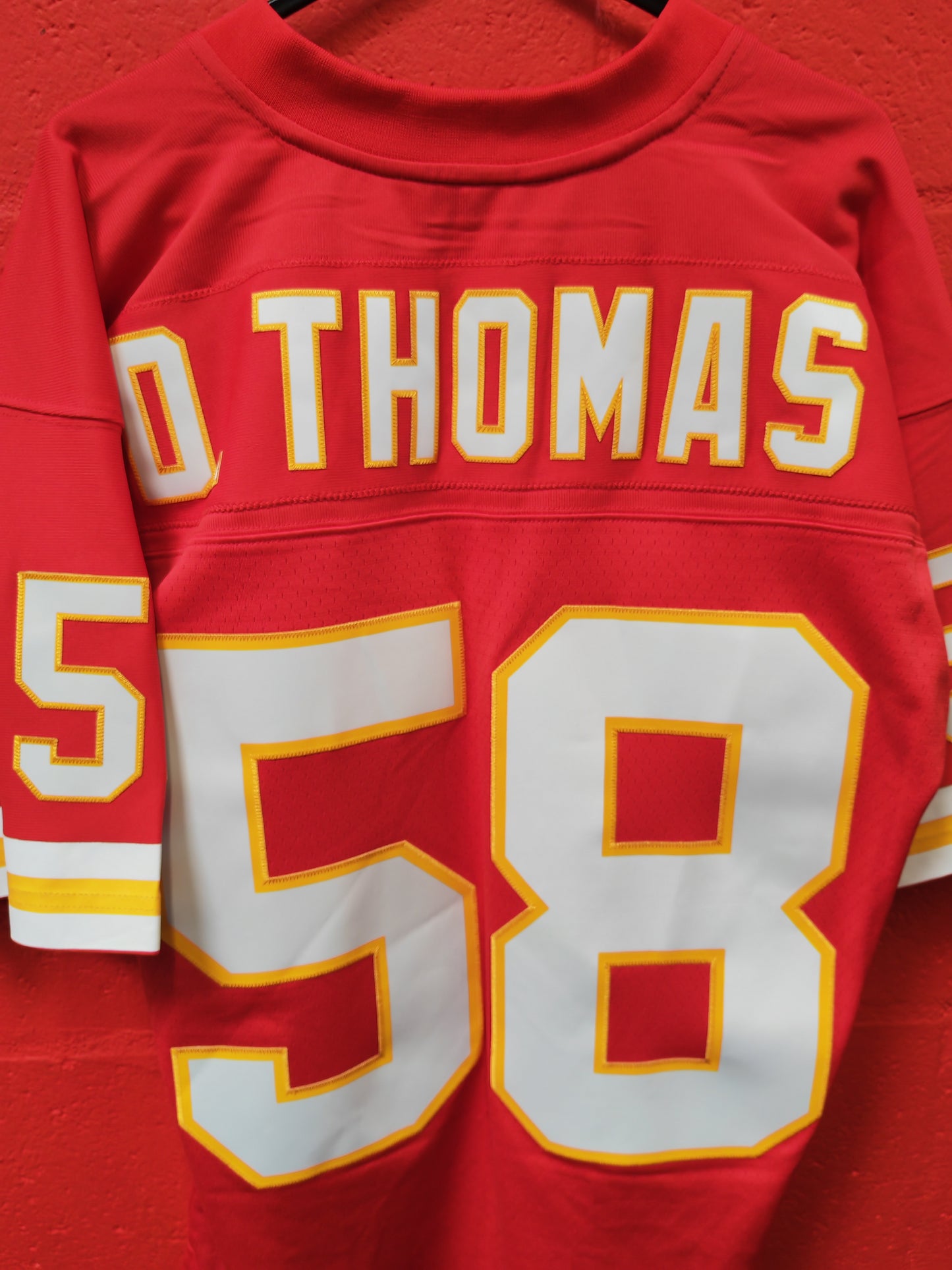 Mitchell & Ness Kansas City Chiefs 1994 NFL Jersey, #58 D. Thomas, Red, Size Medium