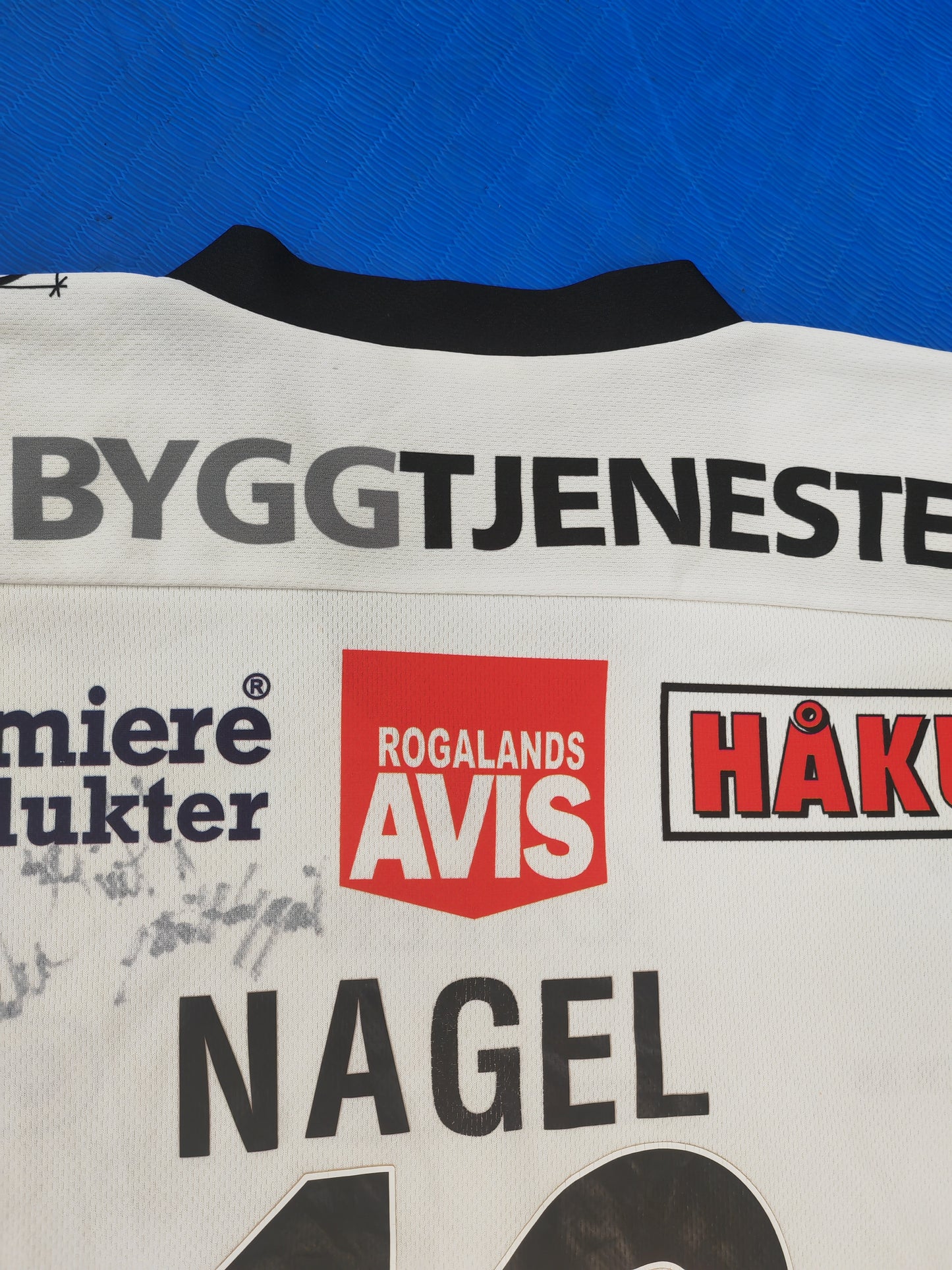 Reebok Stavanger Oilers Team Signed Ice Hockey Jersey, #13 Nagel, White, Size XL