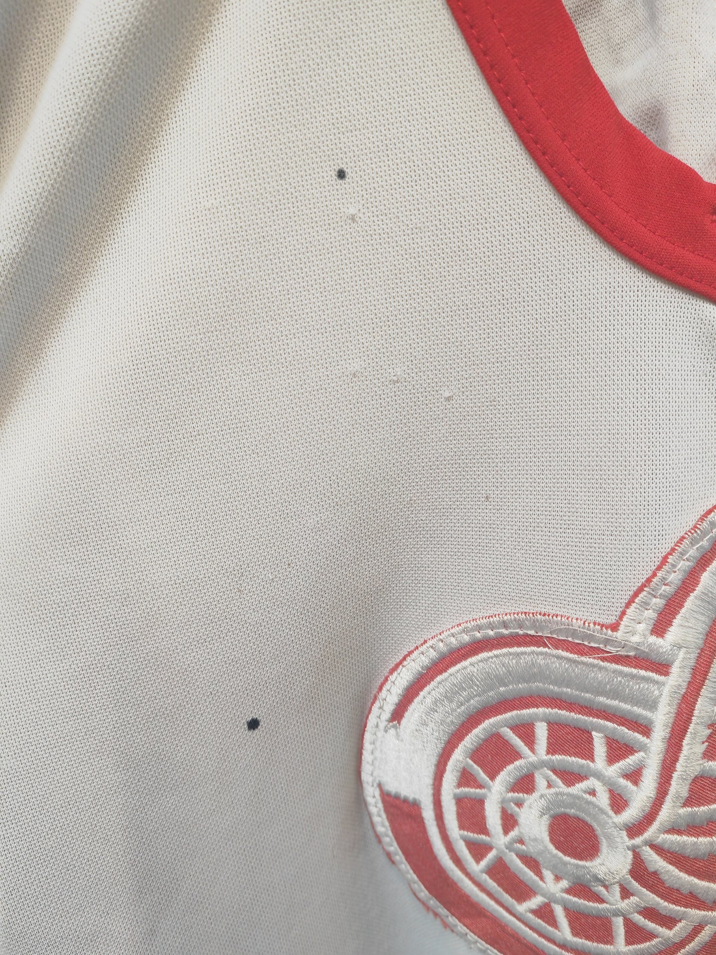 CCM Detroit Red Wings NHL Jersey, #24 Probert, White/Red, Size Small