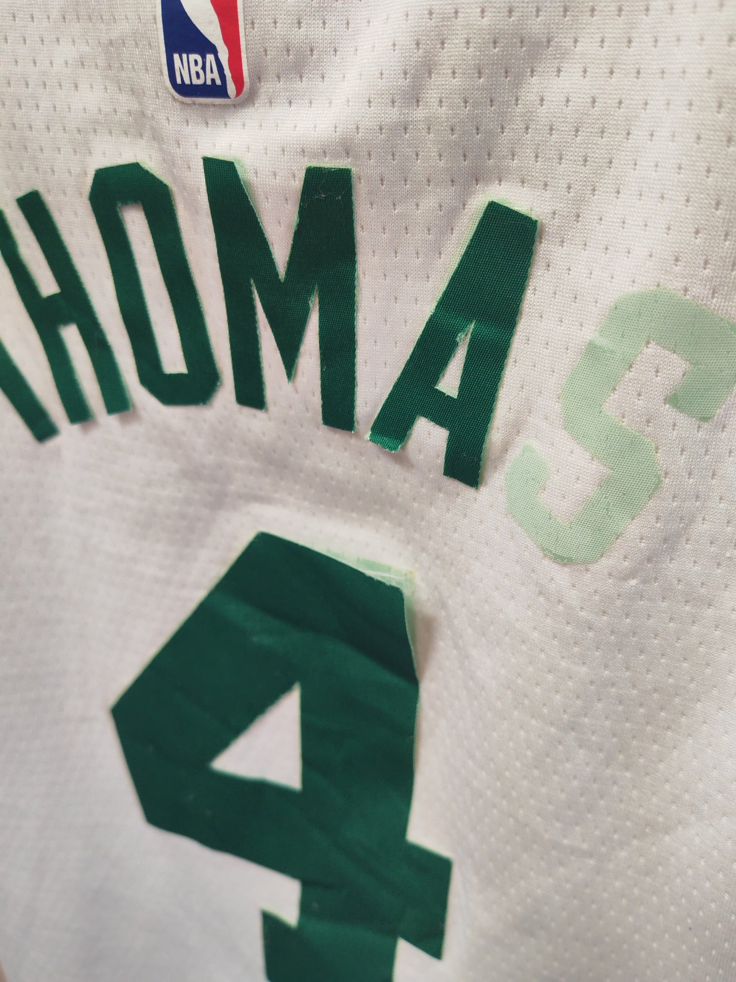 Youth Nike Boston Celtics NBA Jersey, #4 Thomas, White, Size YXL