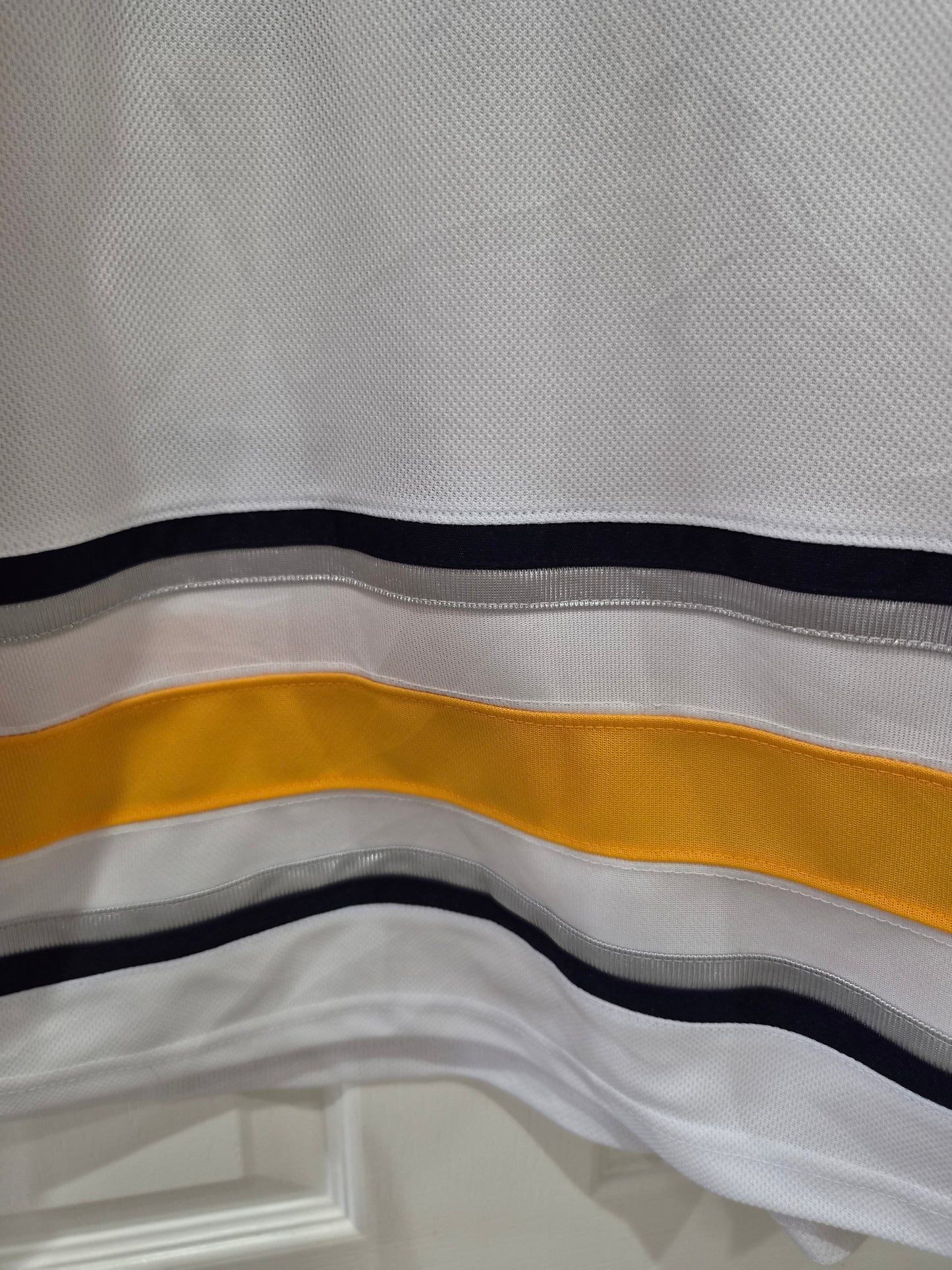 Reebok Ice Hockey Jersey, #32 Hoffe, White, Size Medium