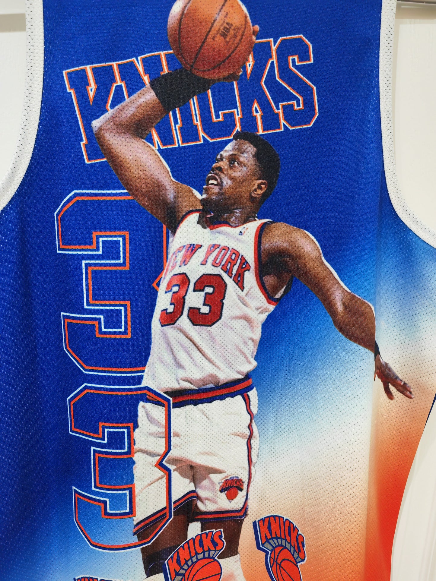 Mitchell & Ness Patrick Ewing New York Knicks Jersey, Size Small