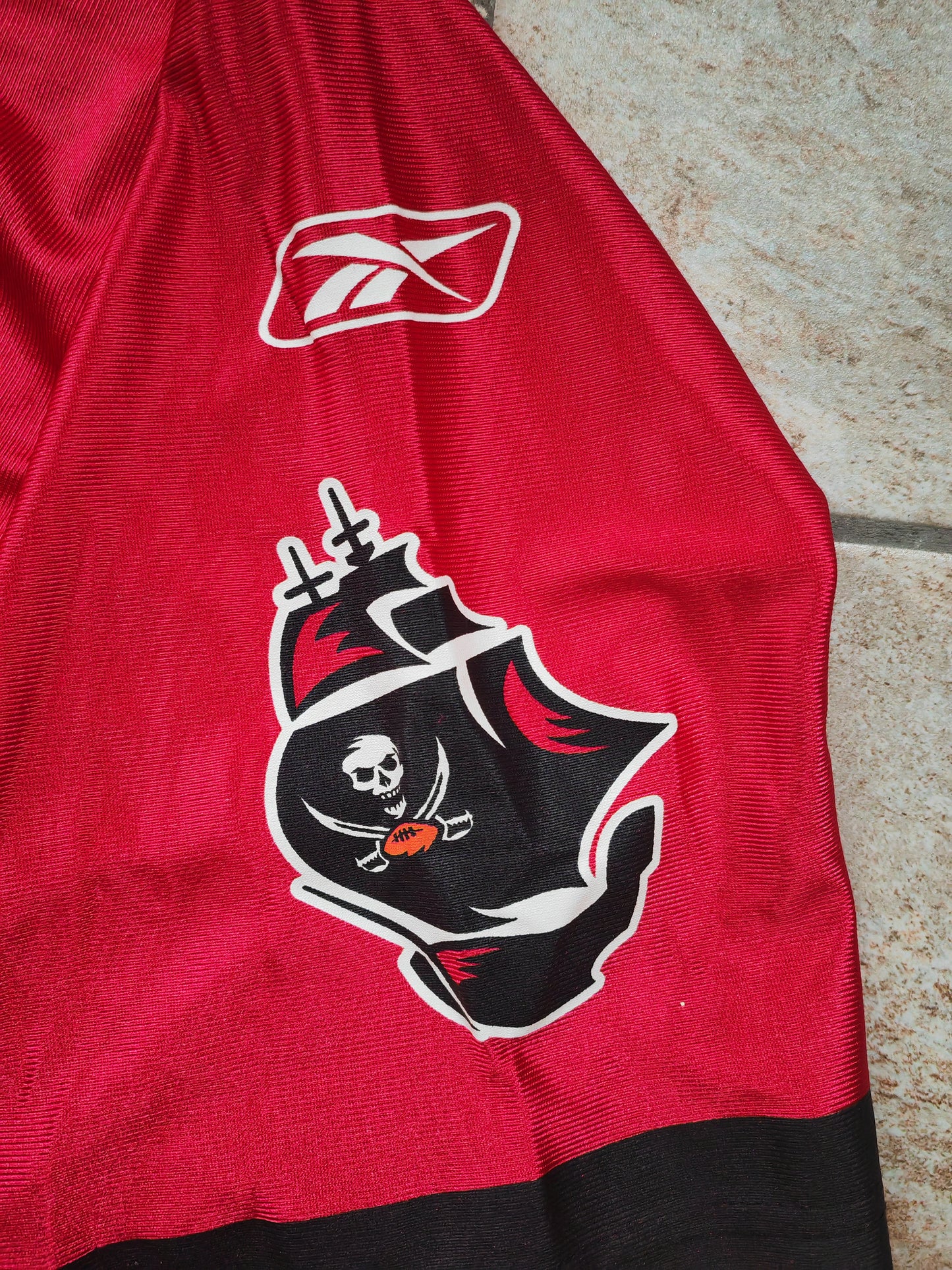 Reebok Tampa Bay Buccaneers NFL Jersey, #90 Adams, Red, Size Large