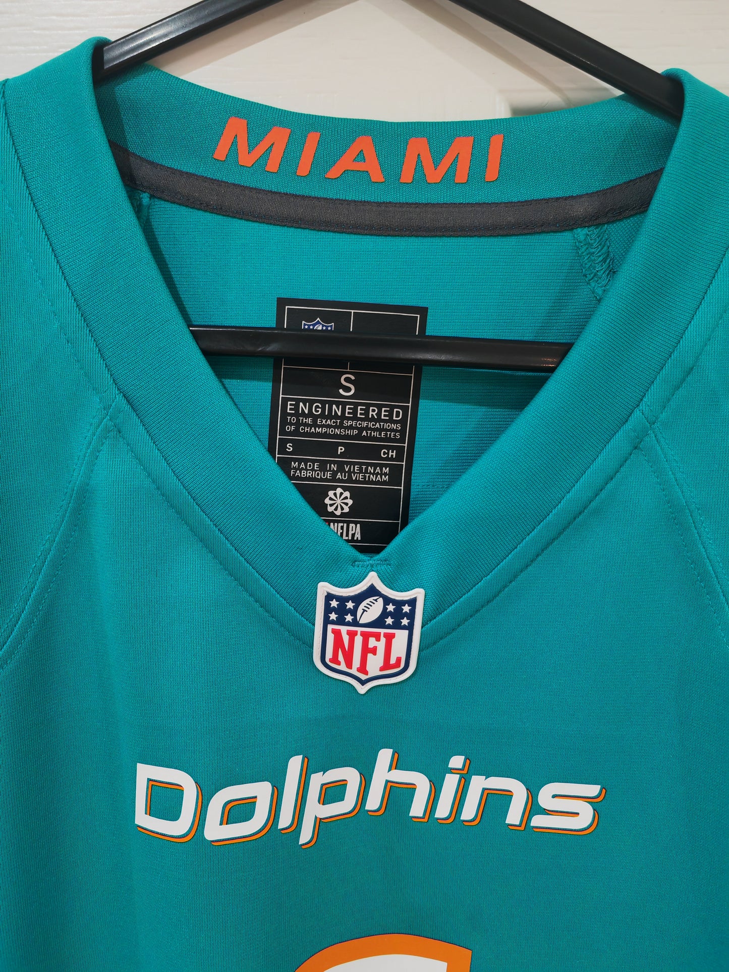 Nike Miami Dolphins NFL Jersey, #1 Tagovailoa, Aqua Blue/Green, Size Small