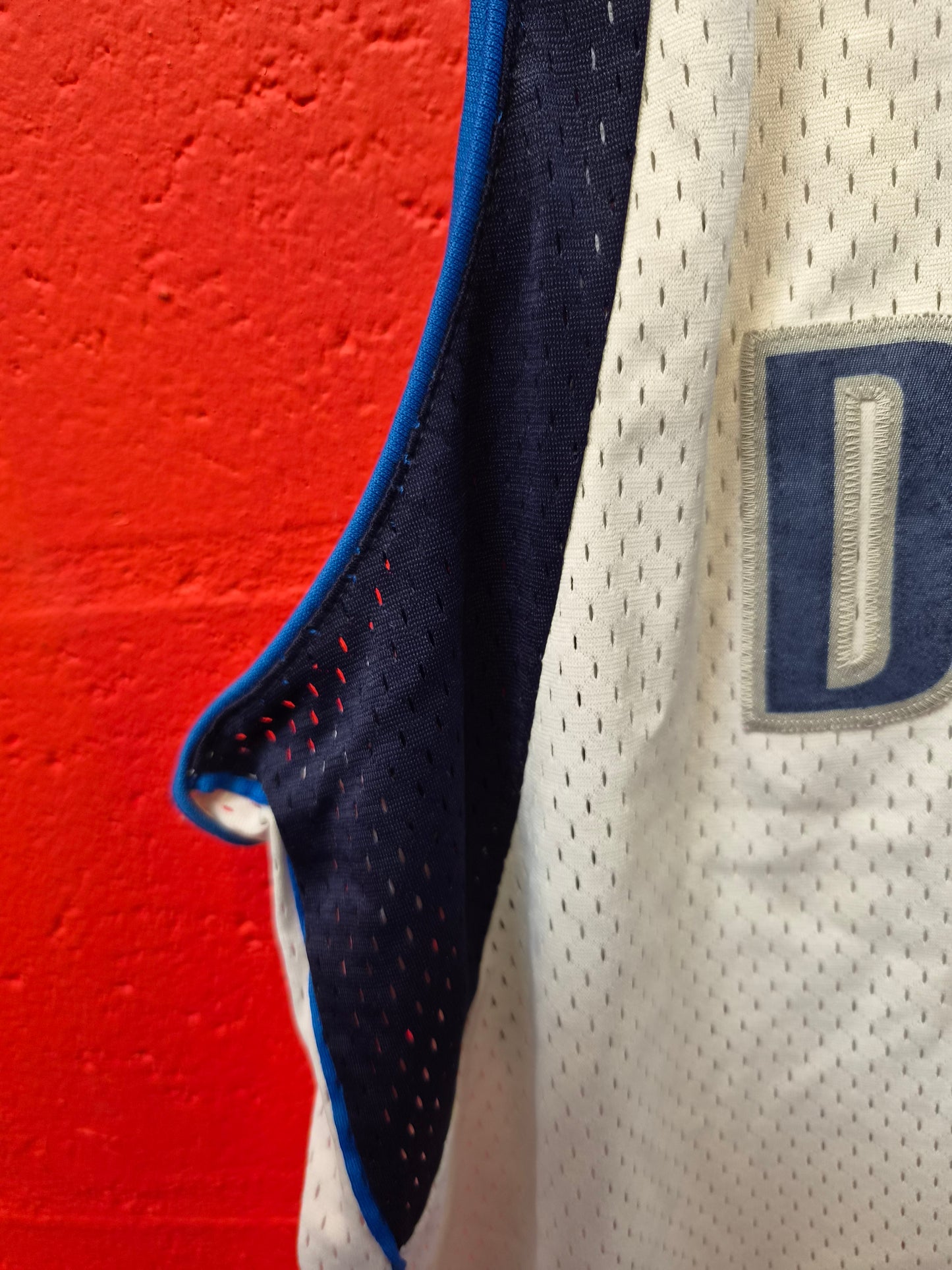 Adidas Dallas Mavericks NBA Jersey, #5 Howard, White, Size XXL +2 Length