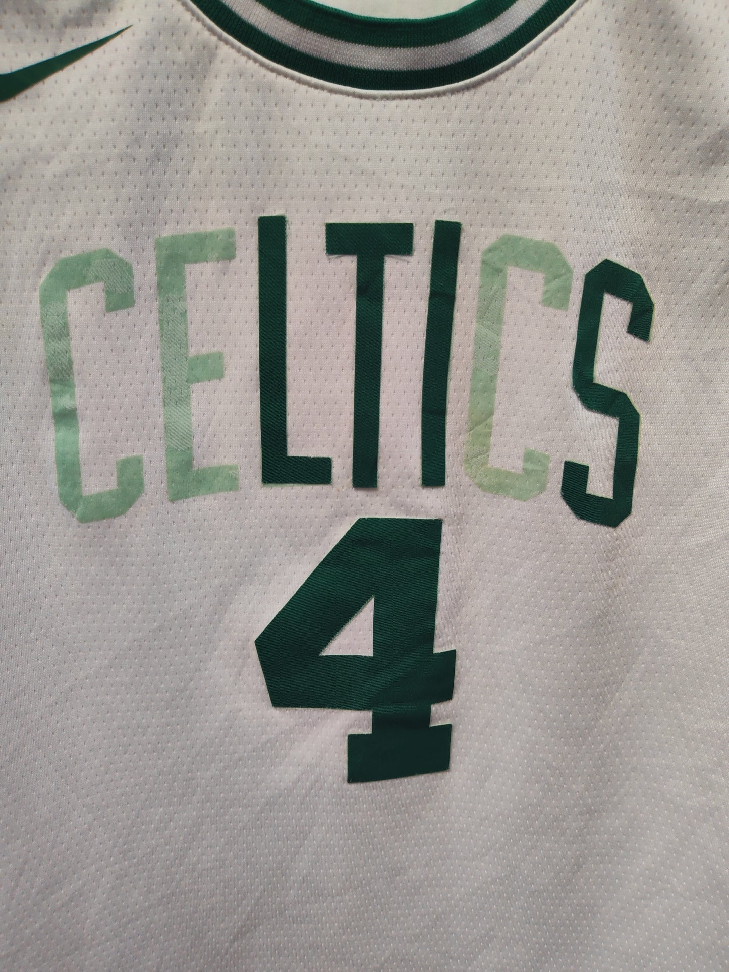 Youth Nike Boston Celtics NBA Jersey, #4 Thomas, White, Size YXL