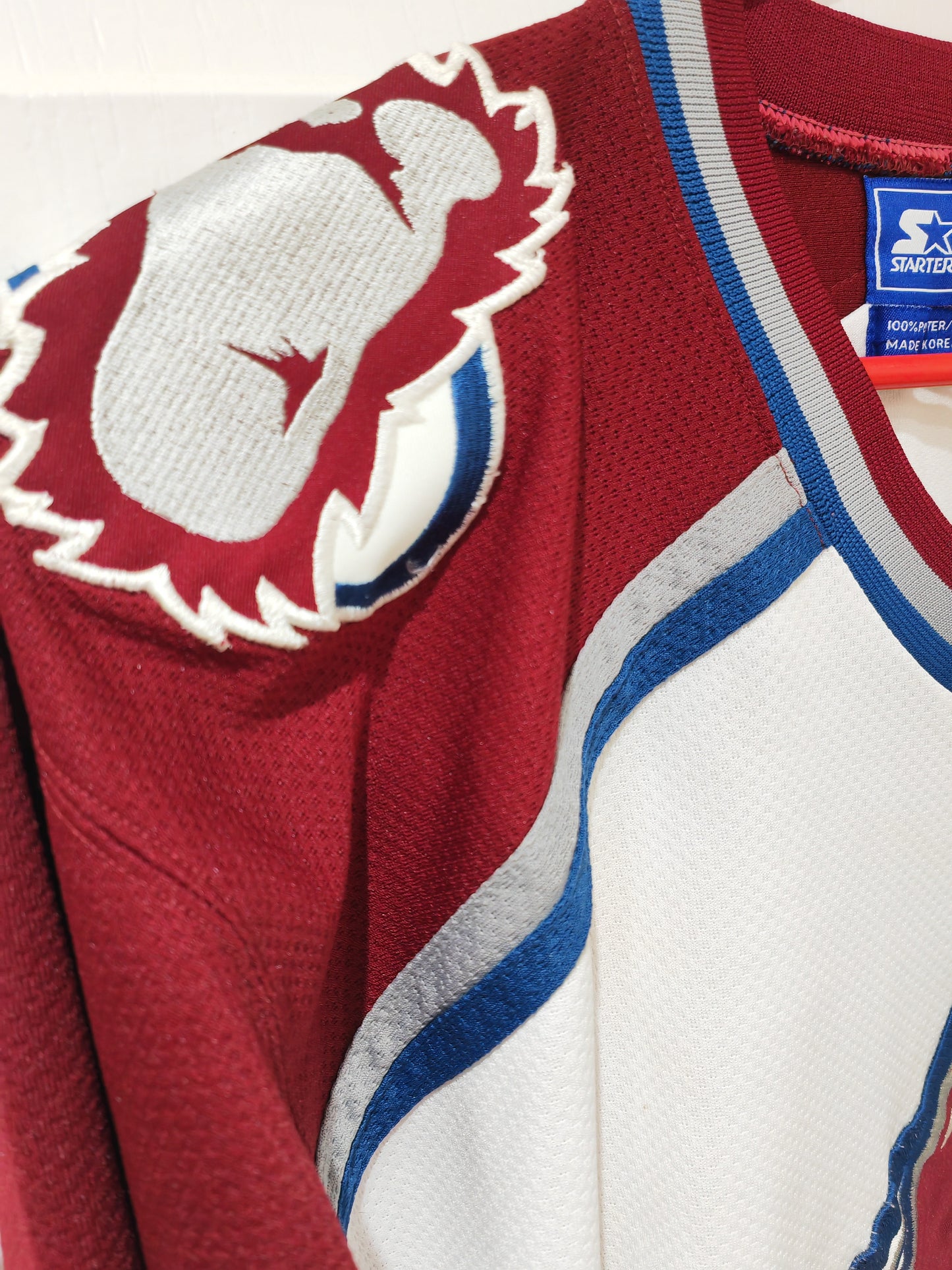 Starter Colorado Avalanche NHL Hockey Jersey, White, Size Medium