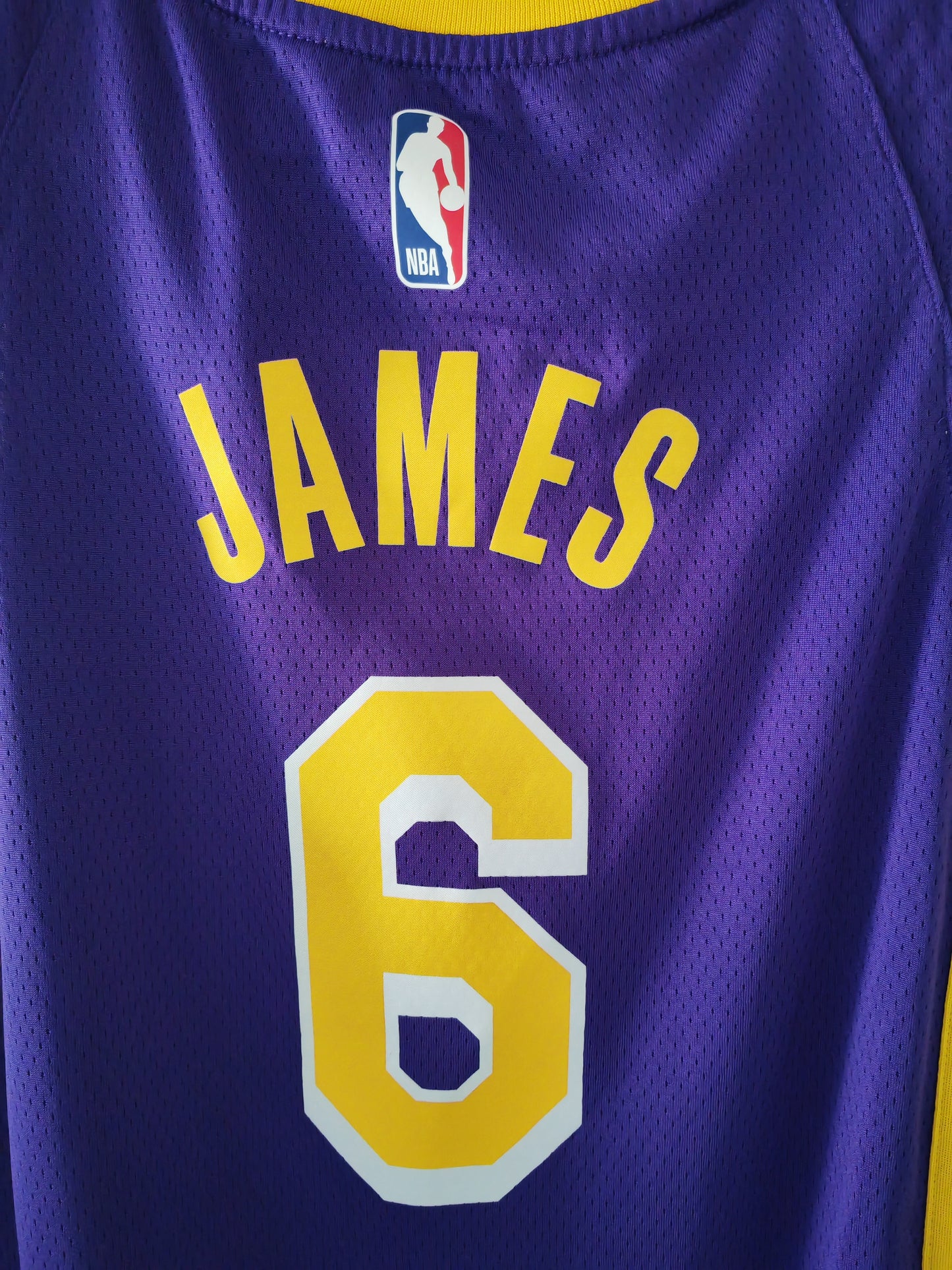 Jordan Los Angeles Lakers NBA Jersey, #6 James, Purple, Size Small