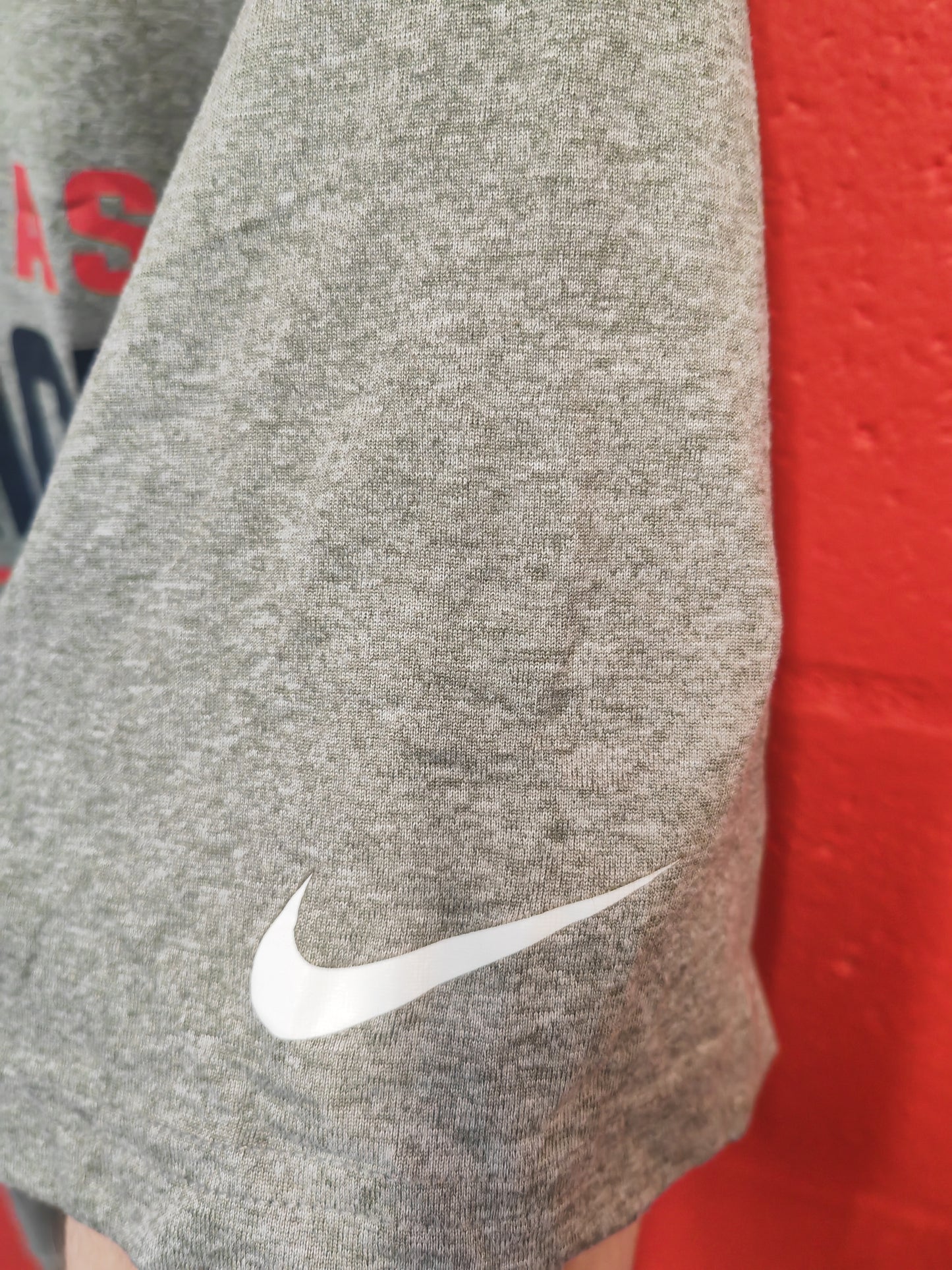 Nike New England Patriots NFL T Shirt, Grey, Size Large