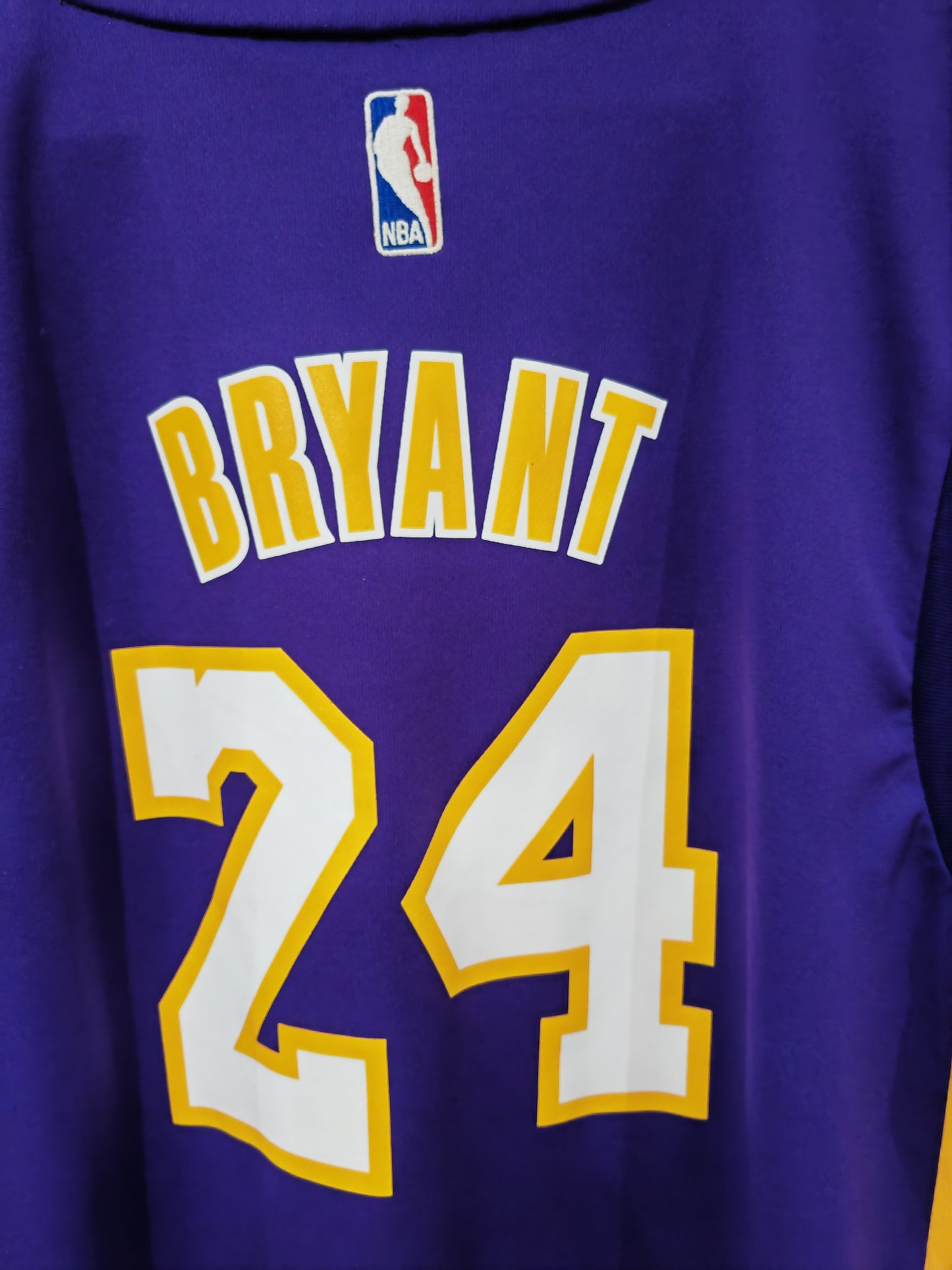 Adidas Los Angeles Lakers NBA Jersey, #24 Bryant, Purple, Size Medium