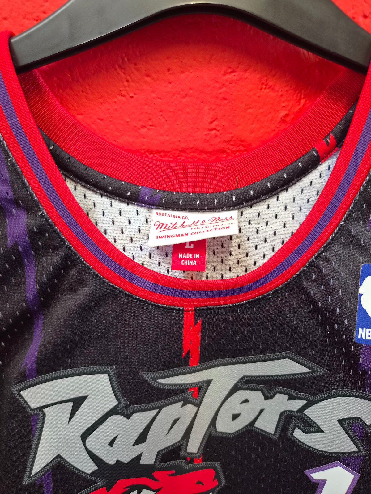 Mitchell & Ness Toronto Raptors 1998-99 NBA Jersey, #1 McGrady, Black, Size Large