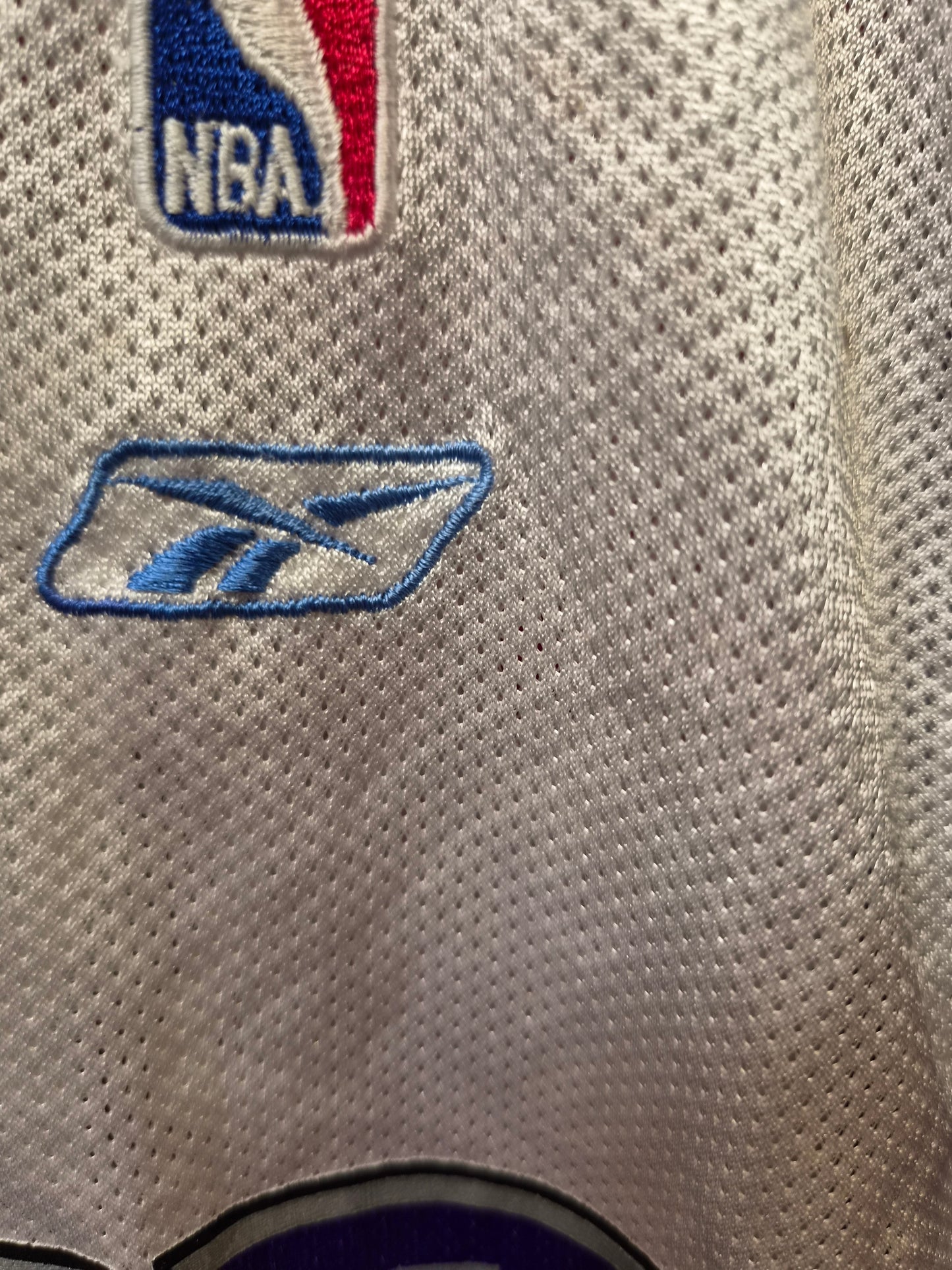 Reebok Sacramento Kings NBA Jersey, #16 Stojakovic, White, Size Medium