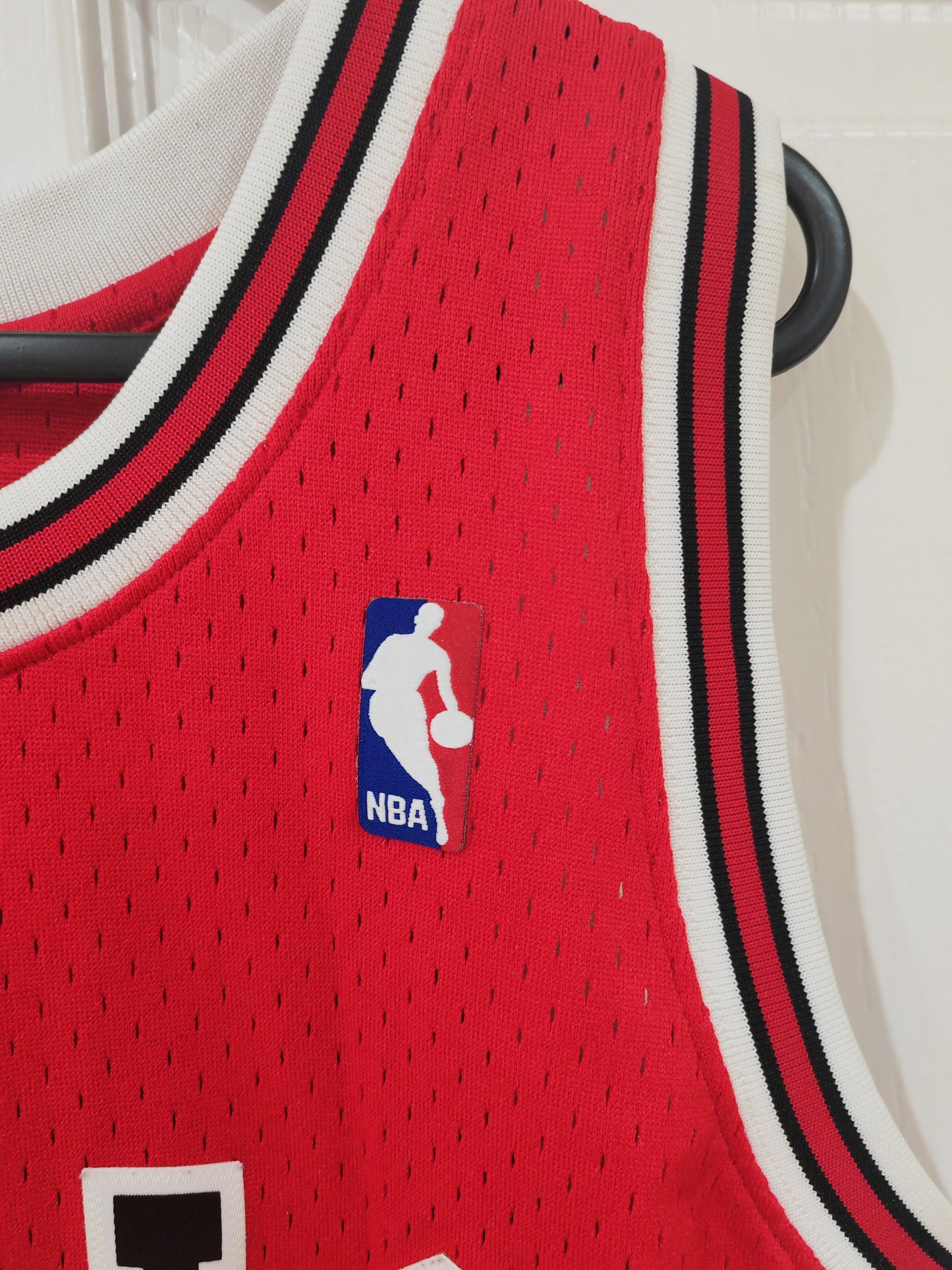 Mitchell & Ness Chicago Bulls 1997/98 NBA Jersey, #91 Rodman, Red, Size Medium