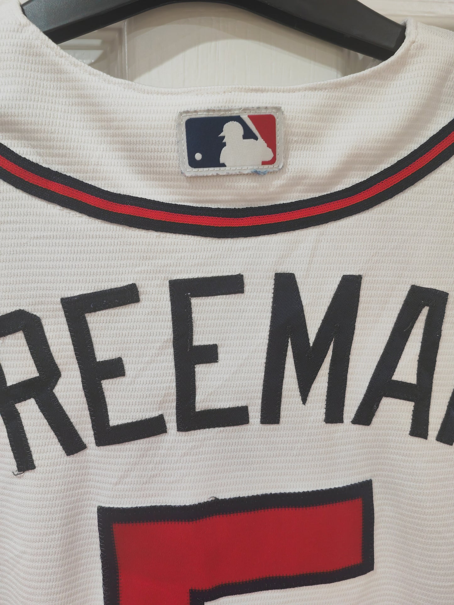 Majestic Atlanta Braves MLB Baseball Jersey, #5 Freeman, White, Size Large